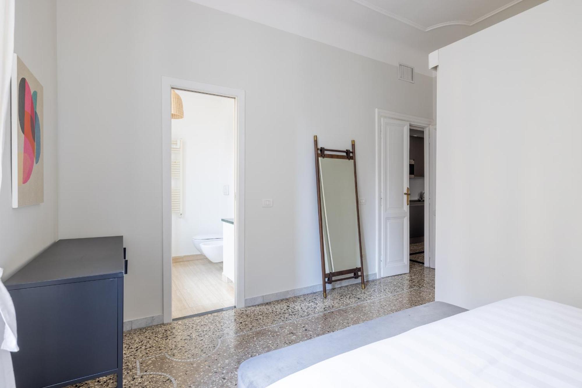 Design In Prati Apartment Rome