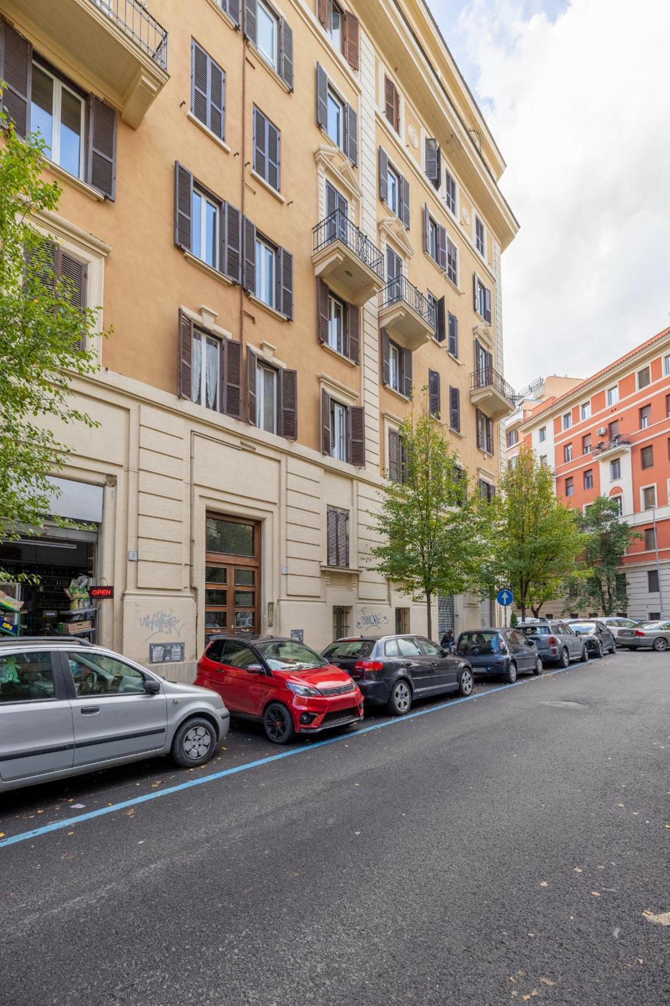 Apartment Design In Prati Rome