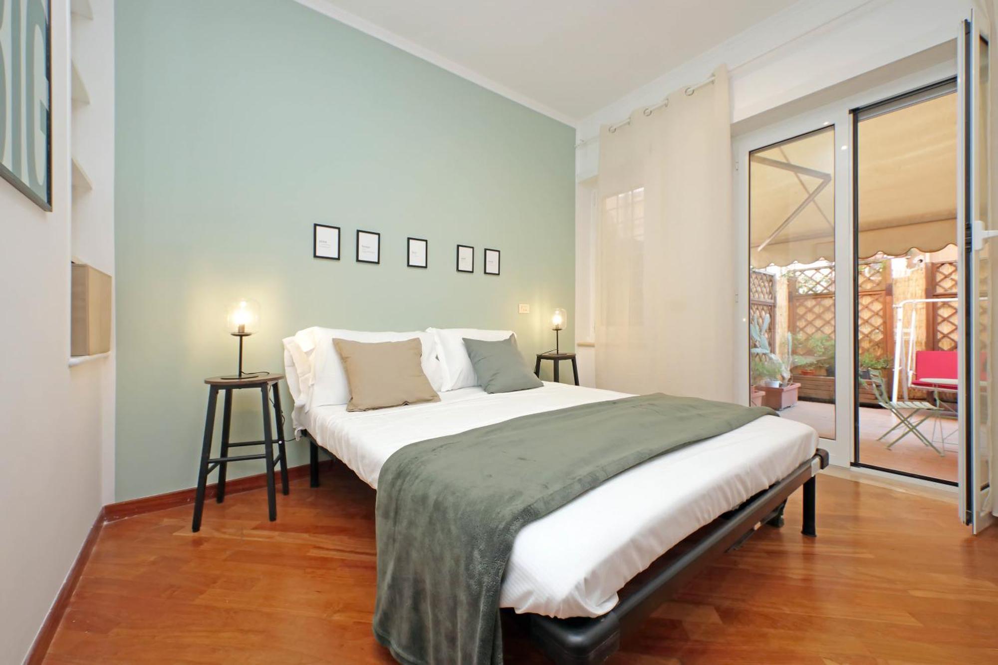 Apartment Vatican With Cute Terrace Rome