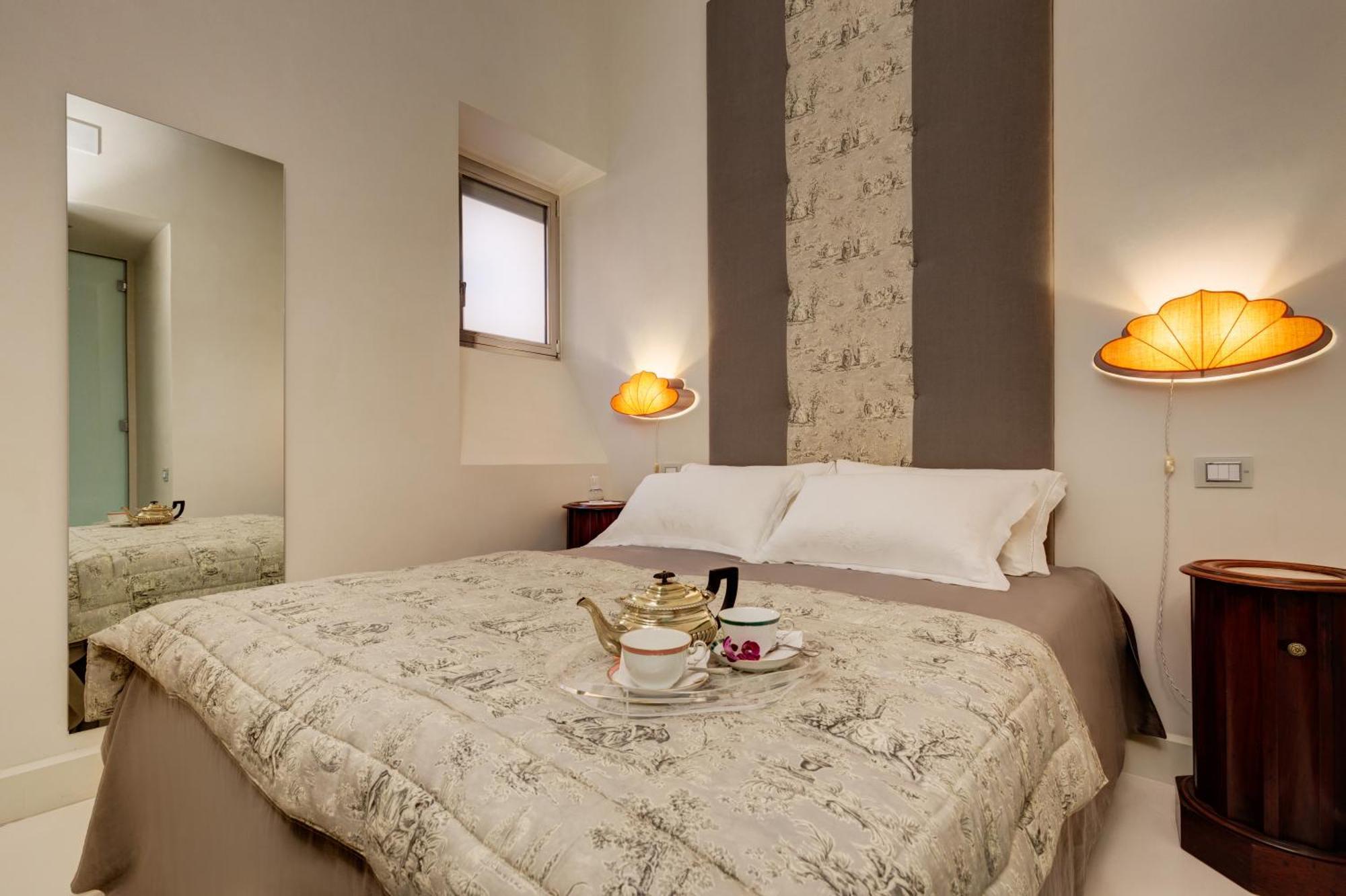Domus Domitia Luxury Living * Rome