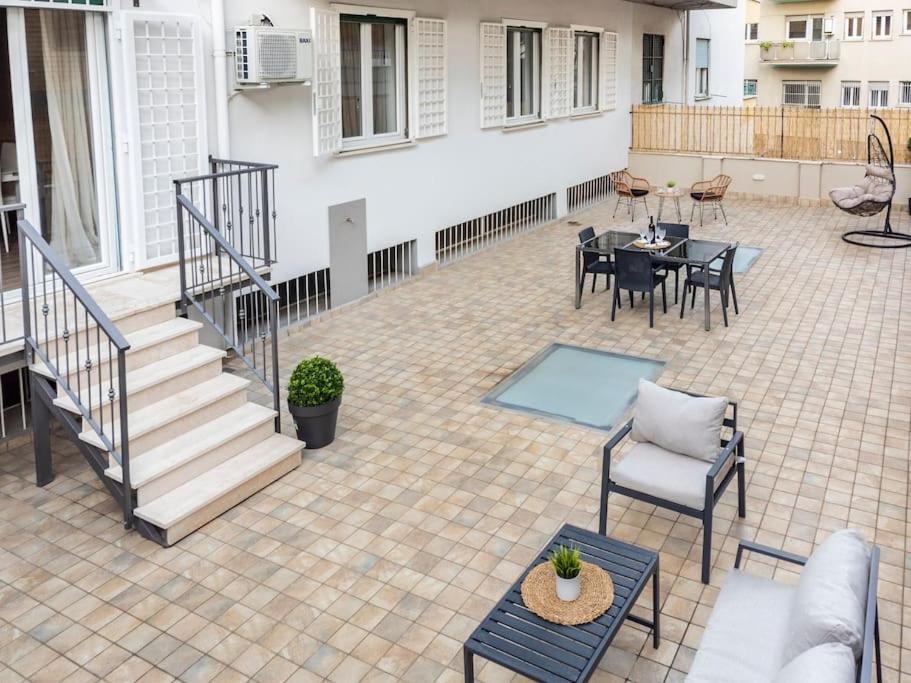 Noh Collection 2bdr Apartment- Vatican Area *