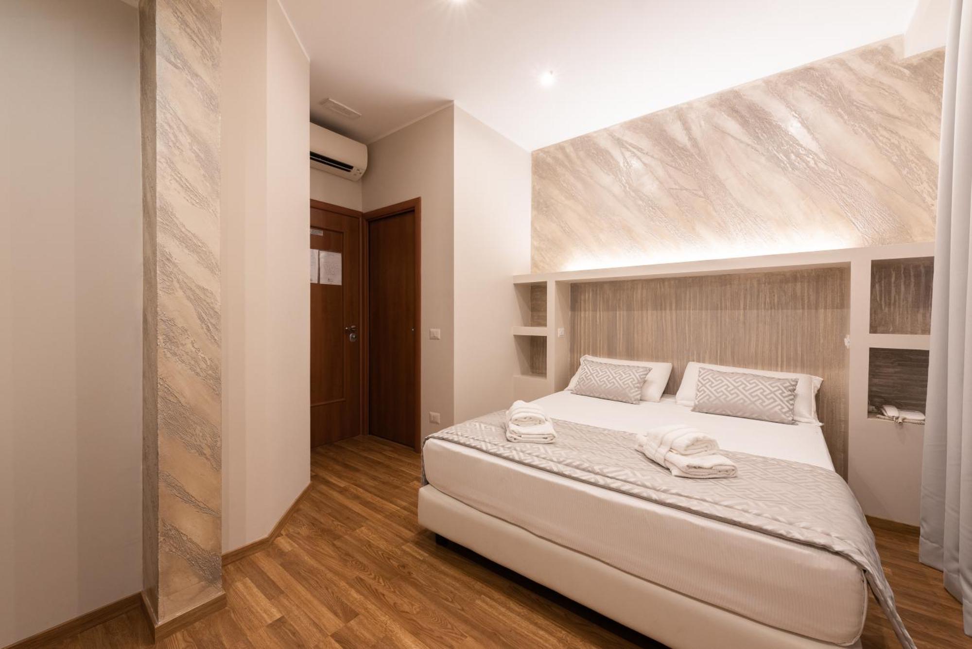 Floor Colosseo Guest house 3*