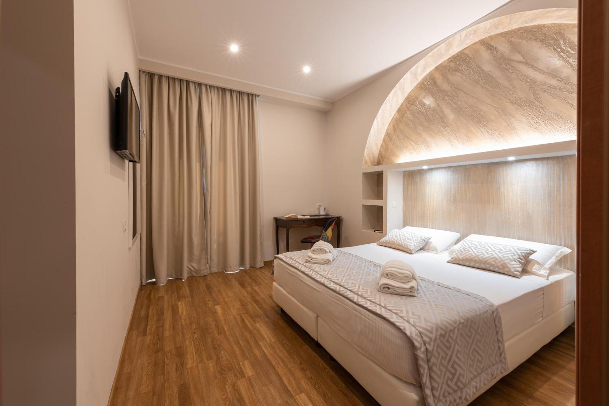 Floor Colosseo Guest house Rome