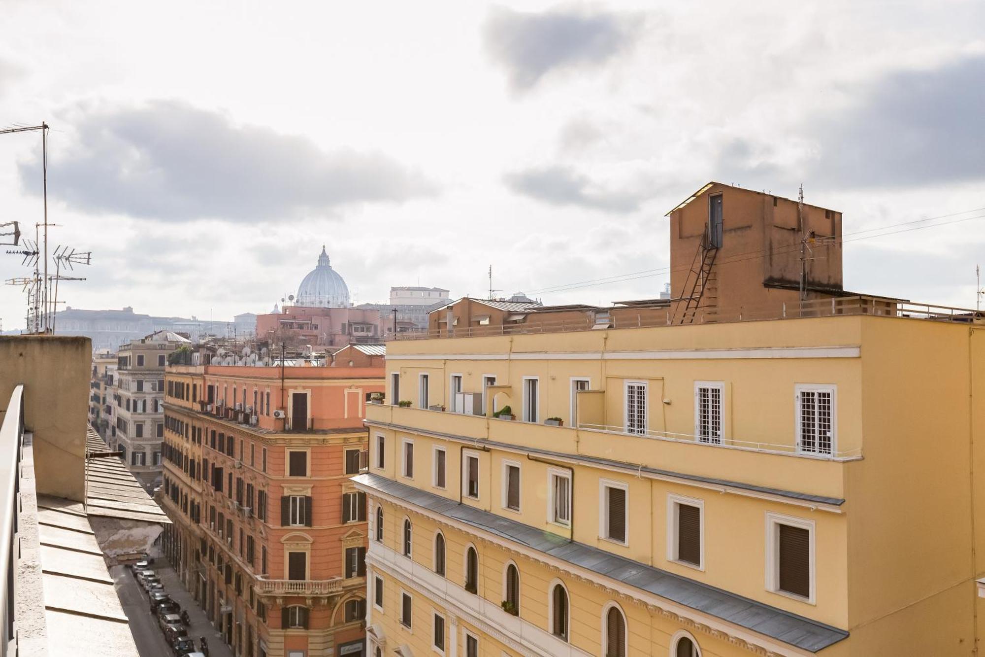 The Upper Bed & Breakfast Rome