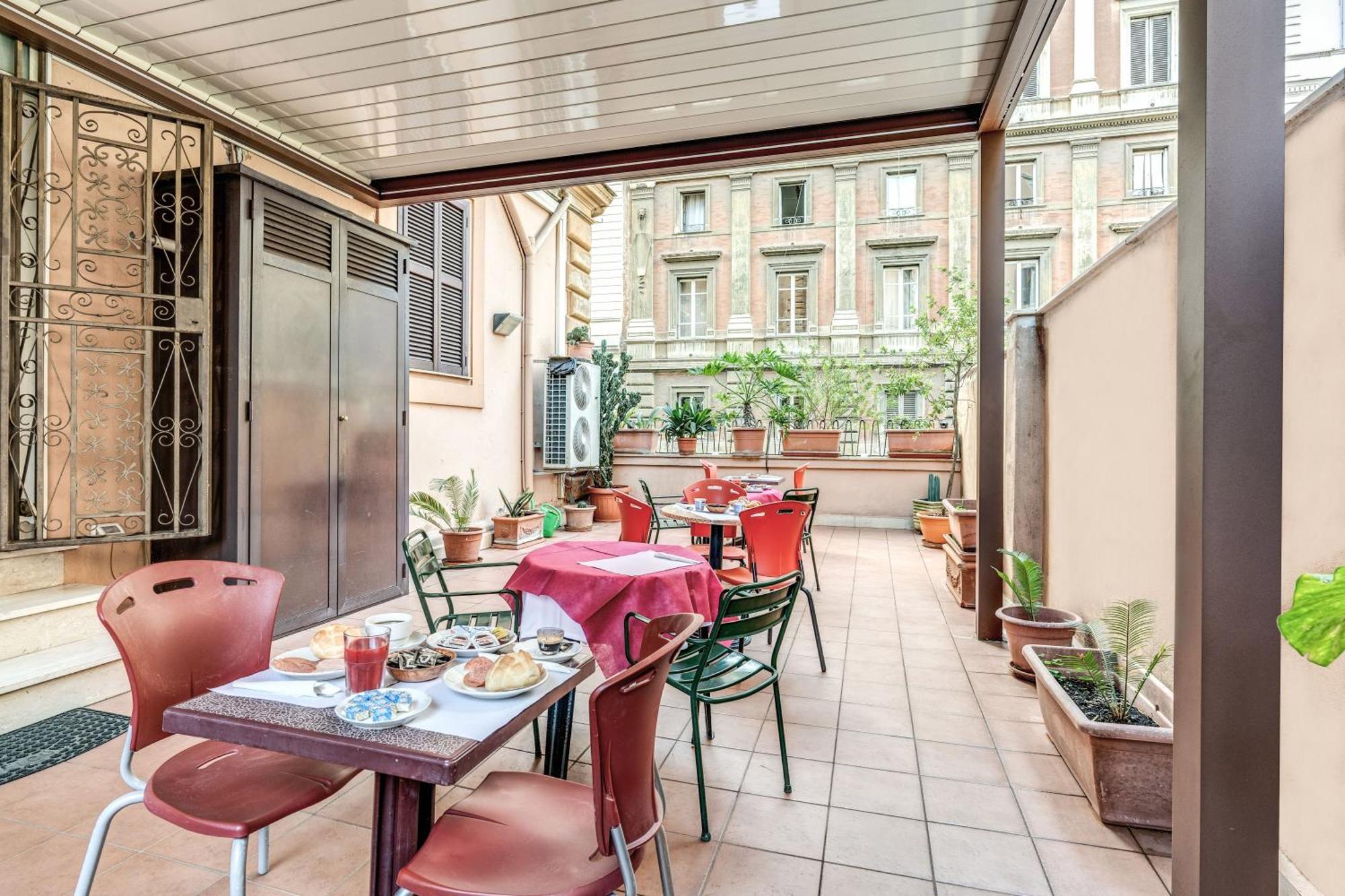 Milo Hotel 3*