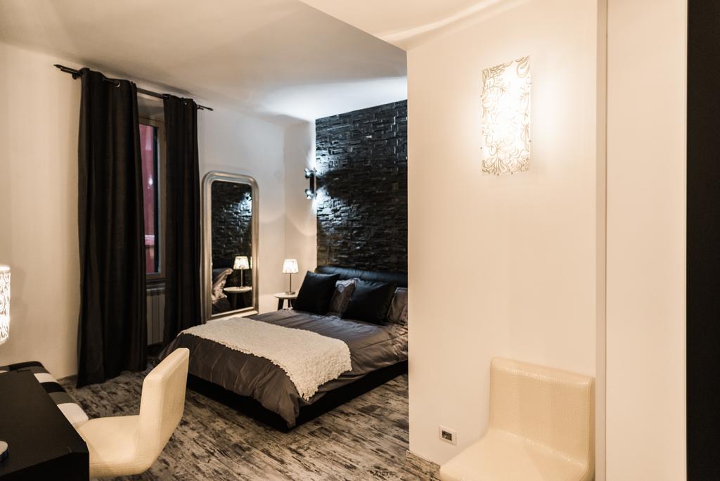 Trevi & Pantheon Luxury Guest house Rome