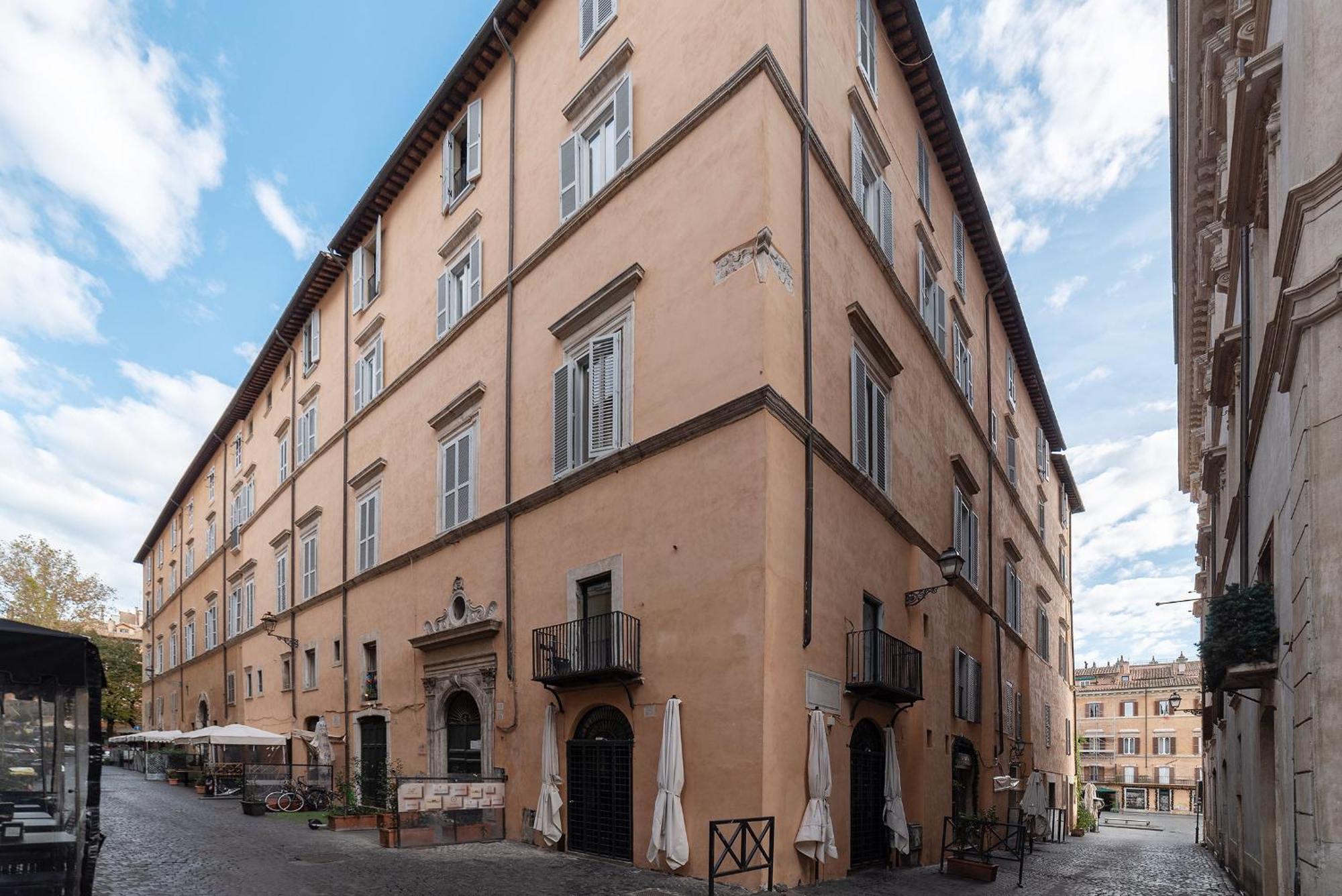 Piazza Navona Penthouse Appartement *