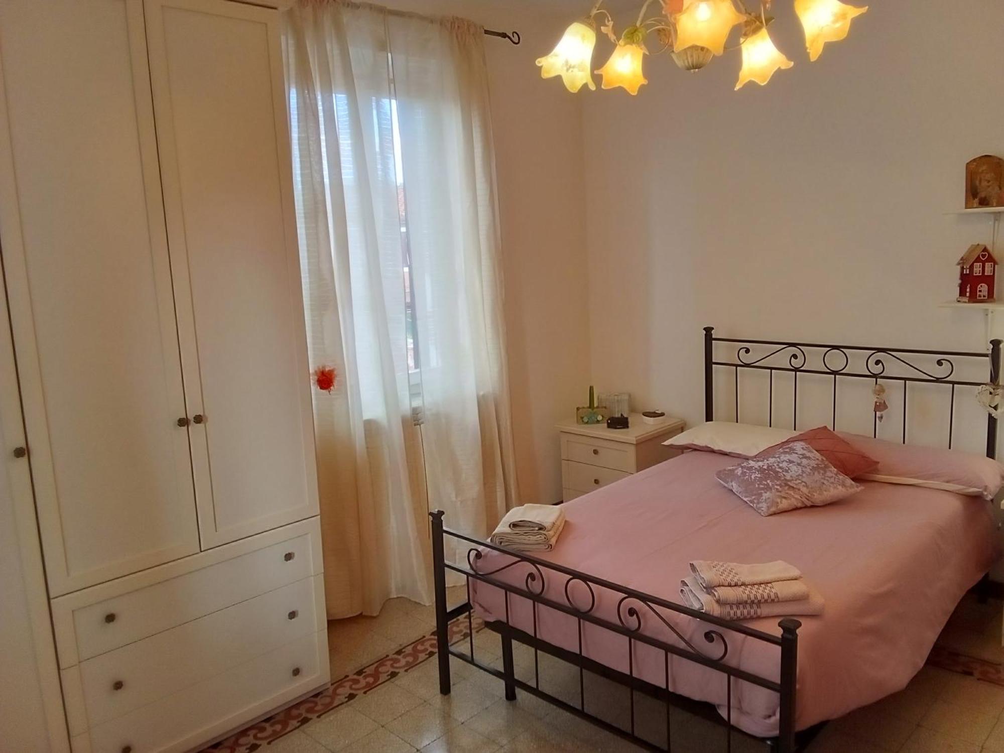 Apartment Italy's Enchanting Ambiance - A Snug In Rome