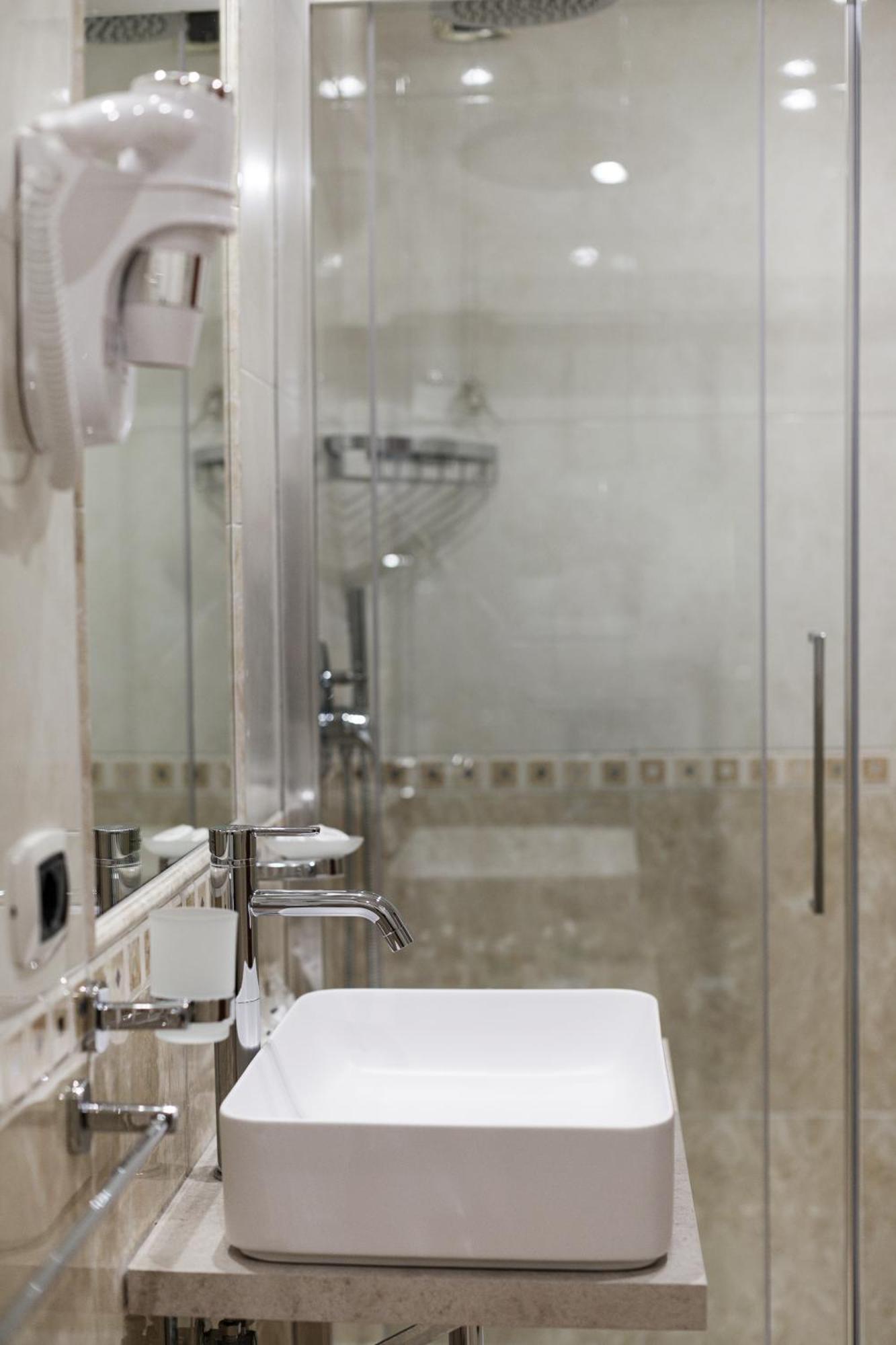 Hotel Esposizione Luxury Rome