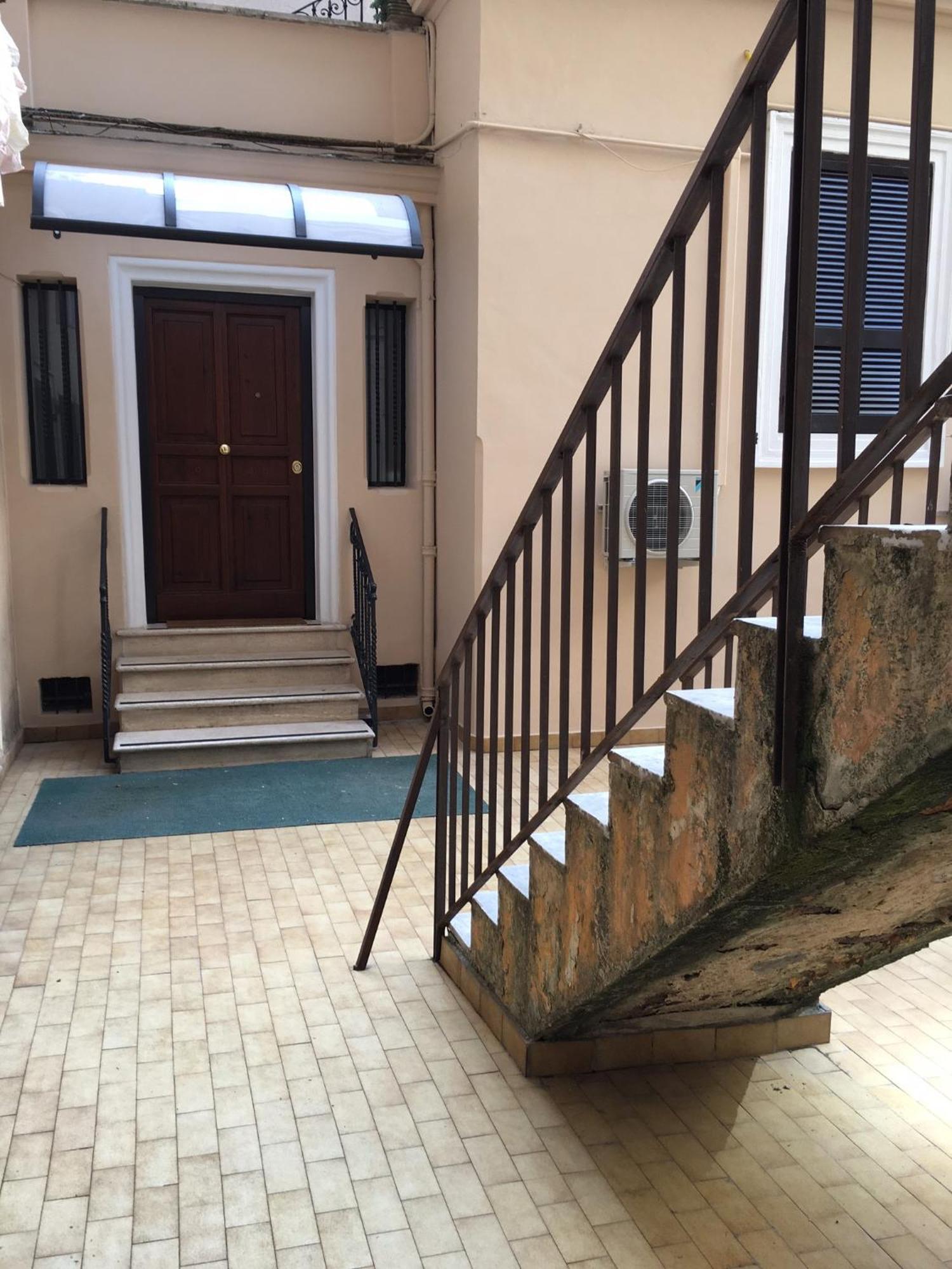 Fotofever Apt, Two Bedrooms With Air Conditioned In Elegant Shopping Area, Close To Vatican City