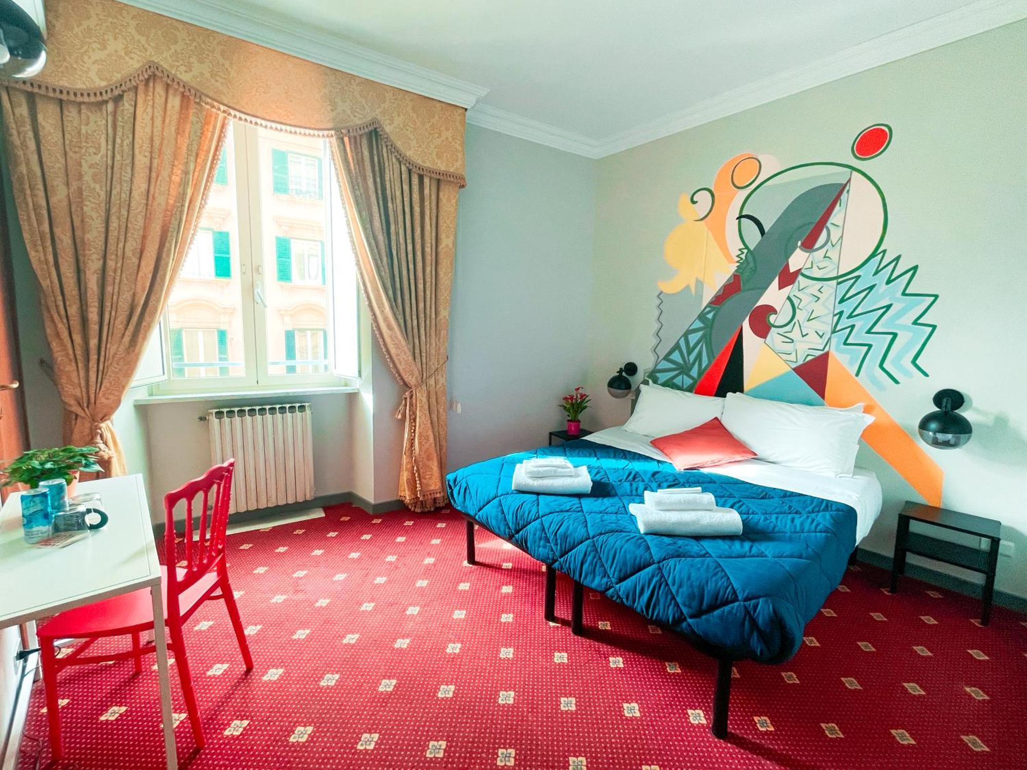 Colosseo Hostel *