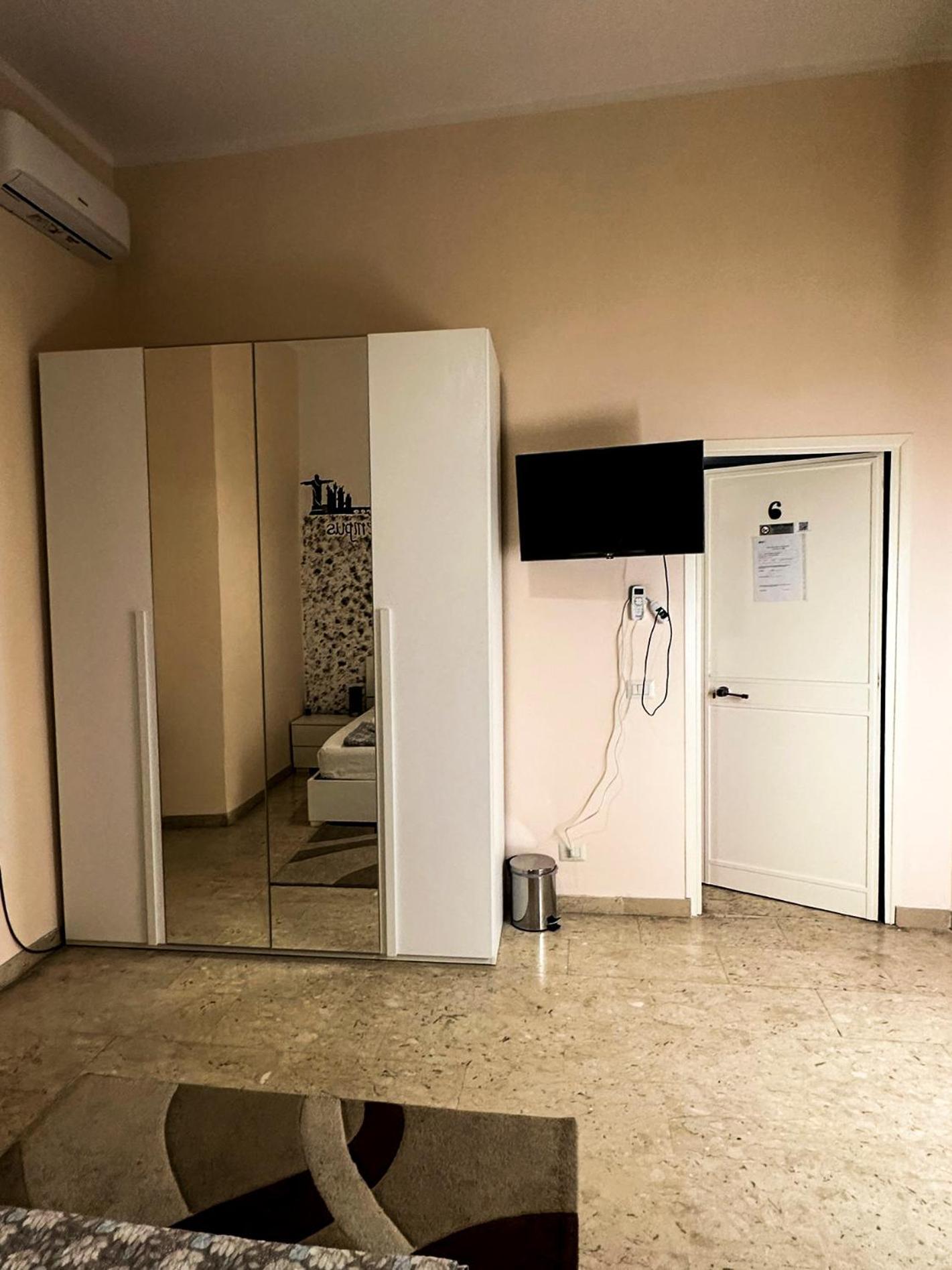 Hostel Sina Rent Rome