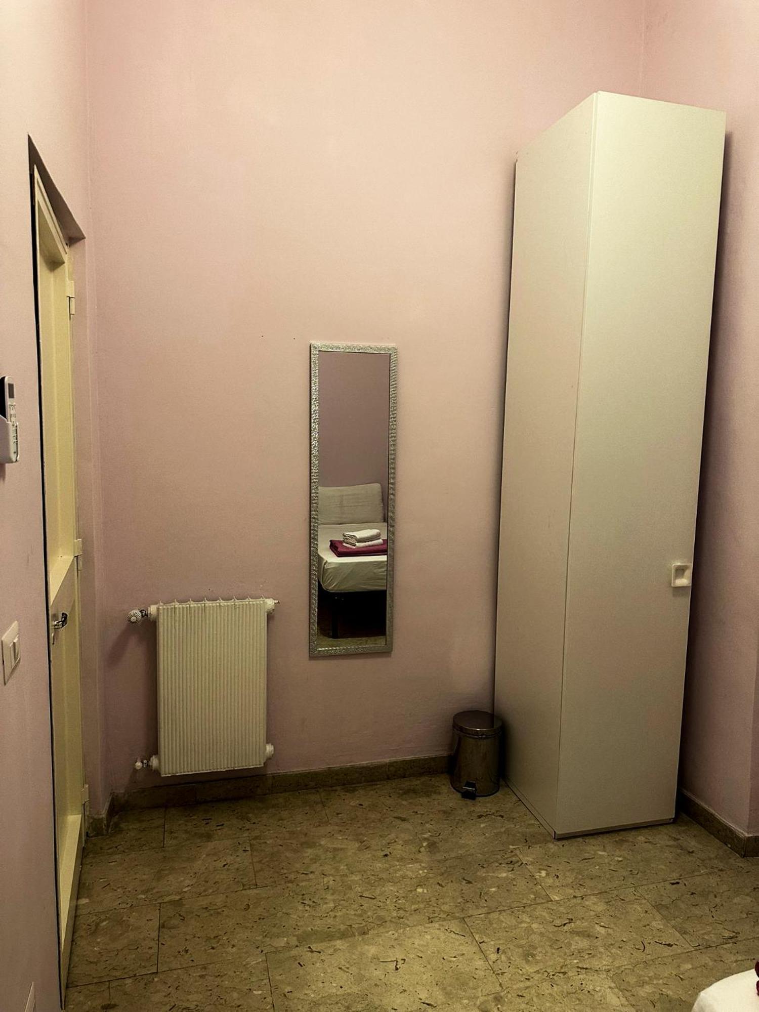 Sina Rent Hostel Rome