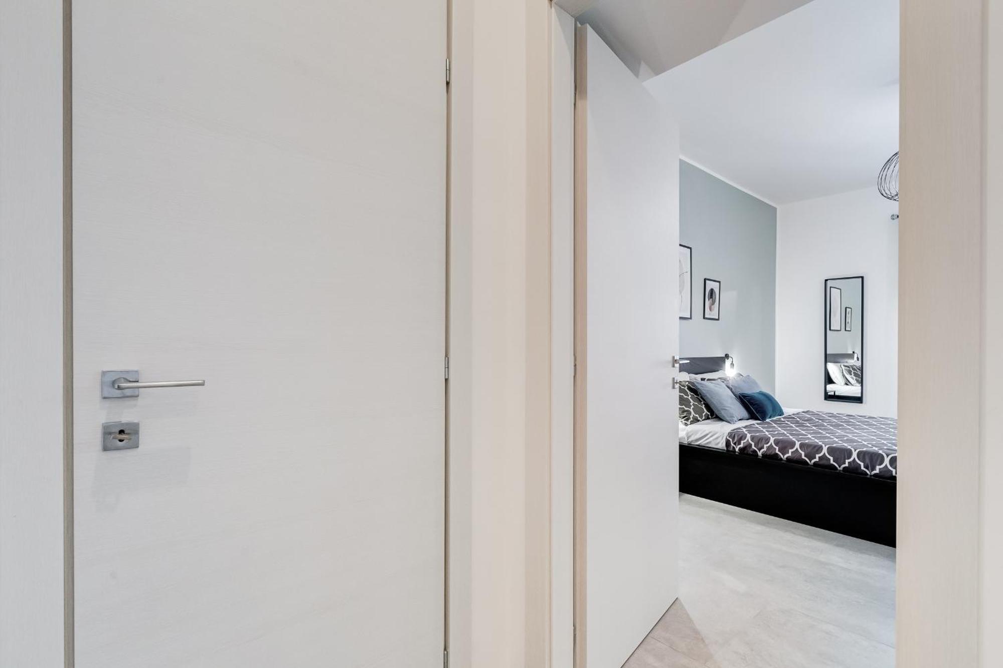 Apartment Bdc - Empire, Noble 3-bdr *