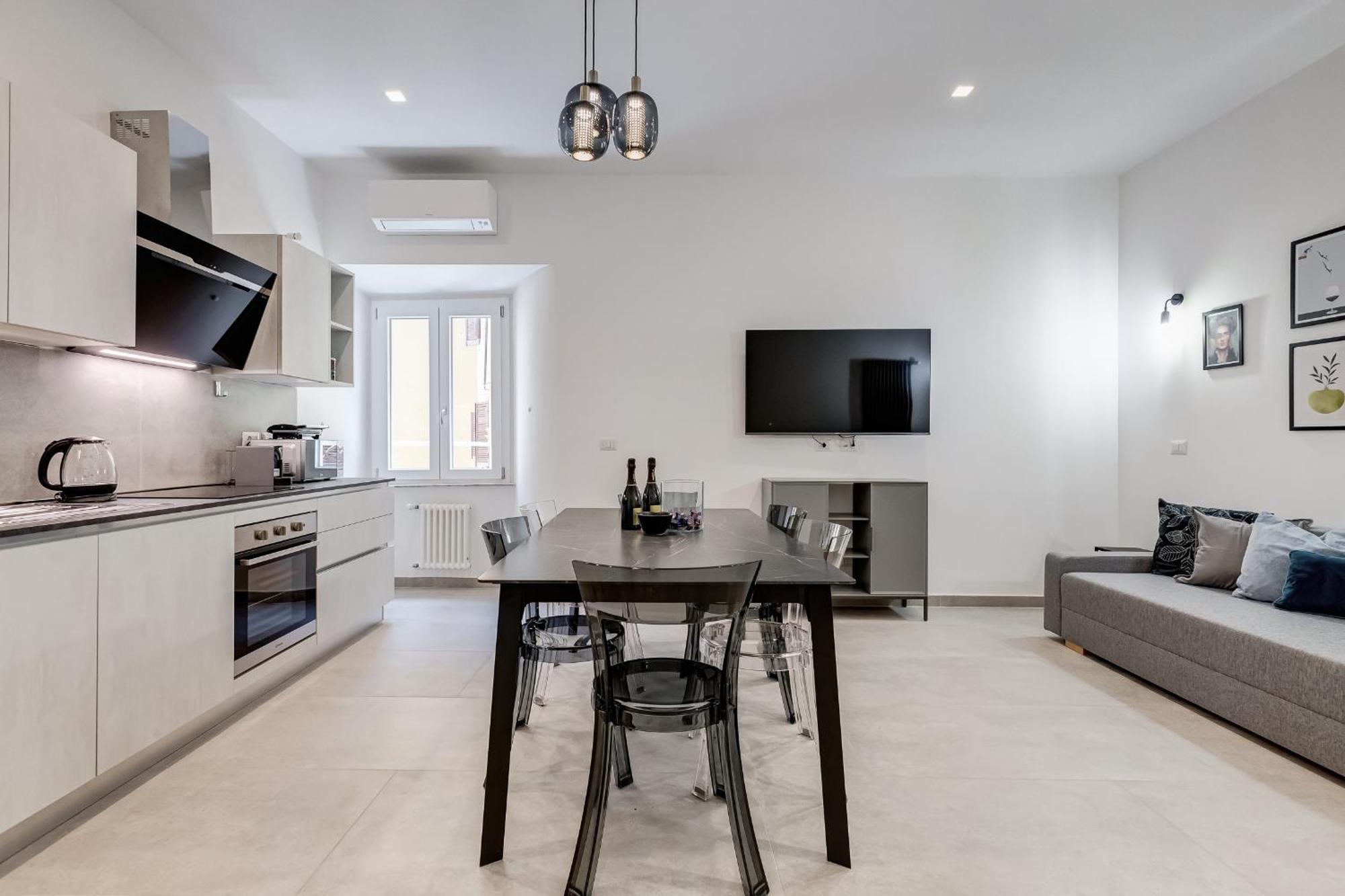 Apartment Bdc - Empire, Noble 3-bdr Rome