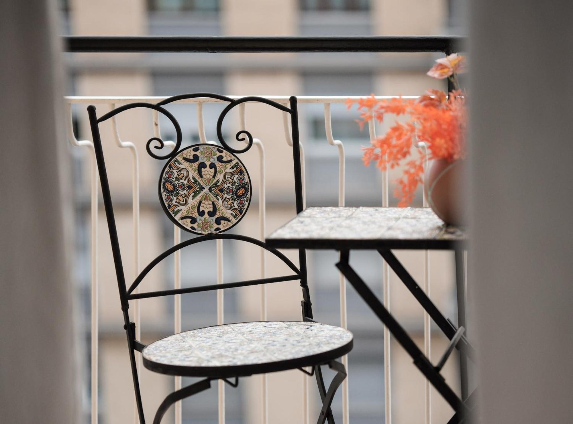 Apartment Holidays House Marconi Rome