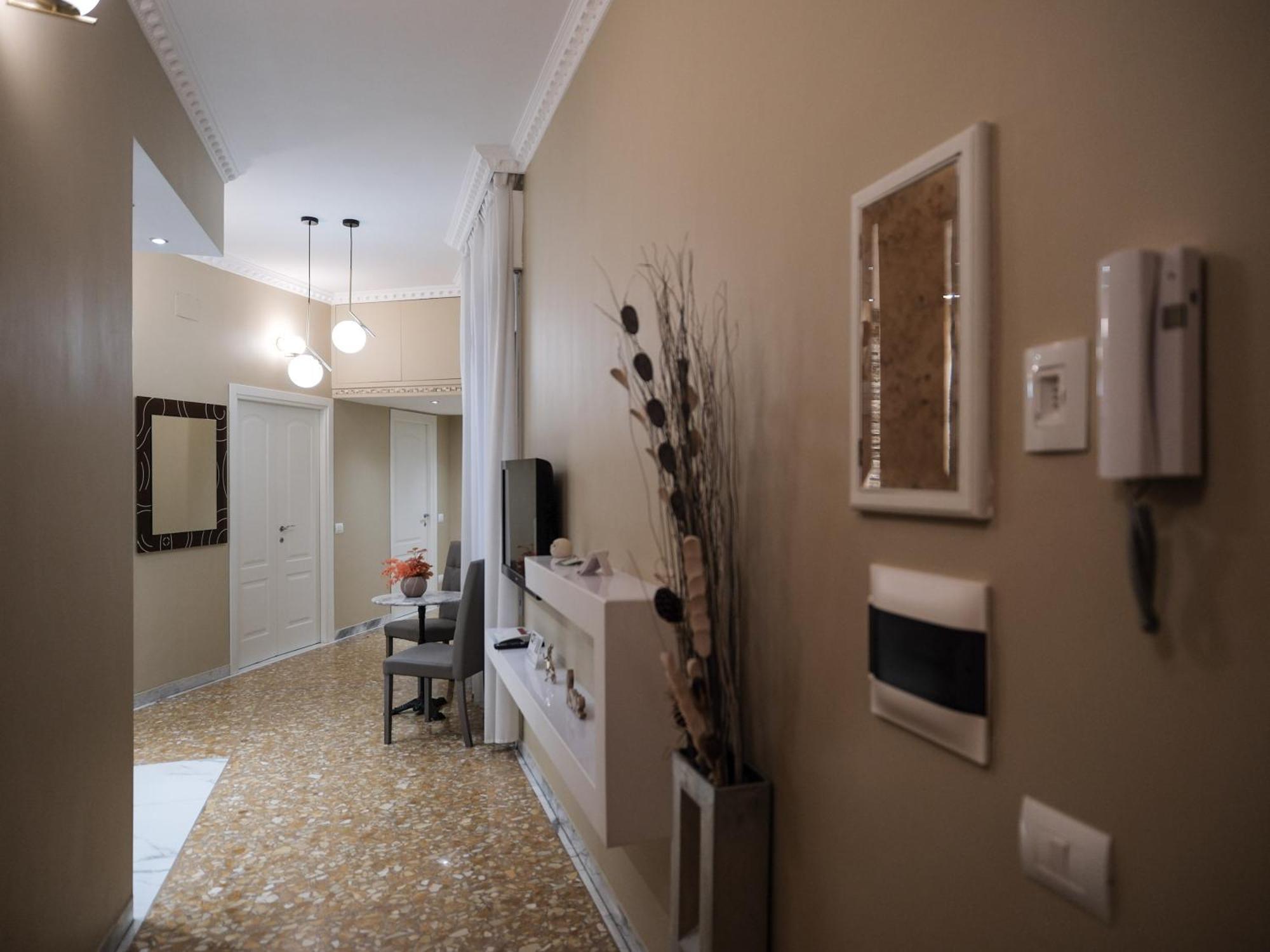 Apartment Holidays House Marconi Rome