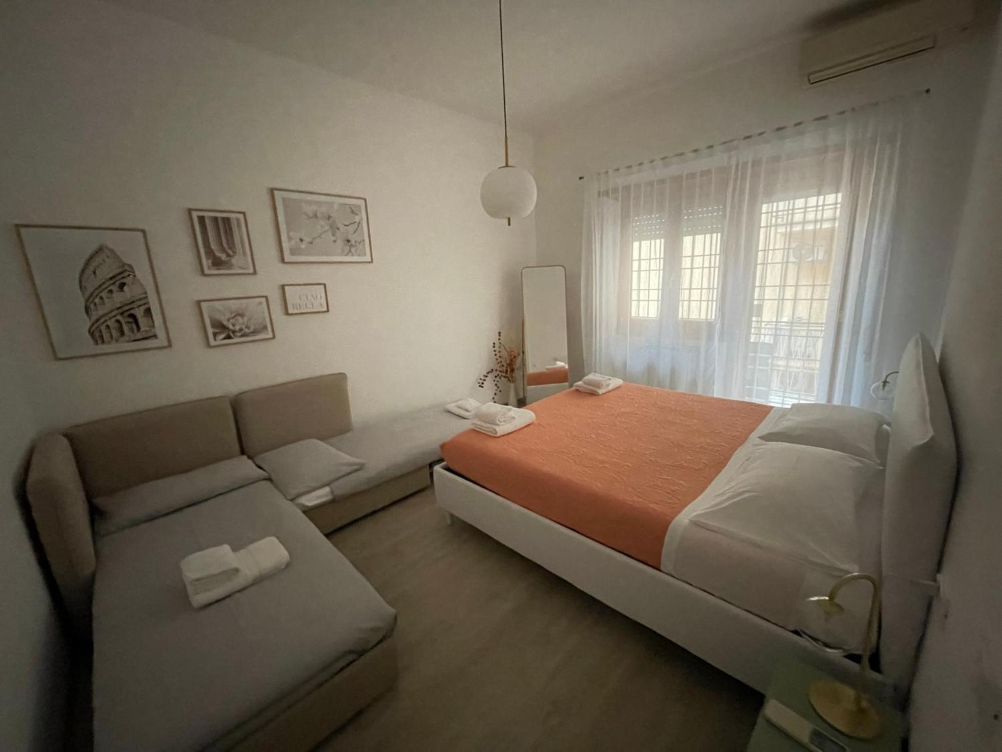 Cozy Close To The Center Appartamento Roma