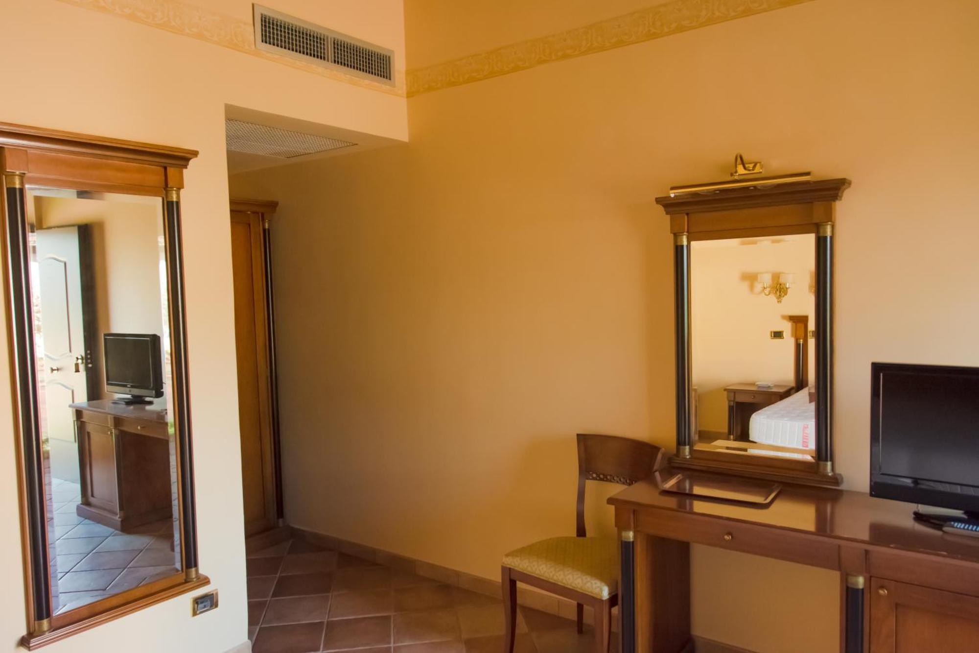 Quadrifoglio Eur Hotel Rome