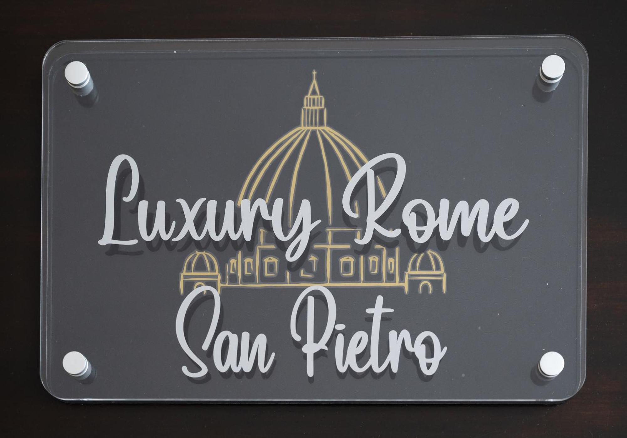 Luxury San Pietro Apartment Rome