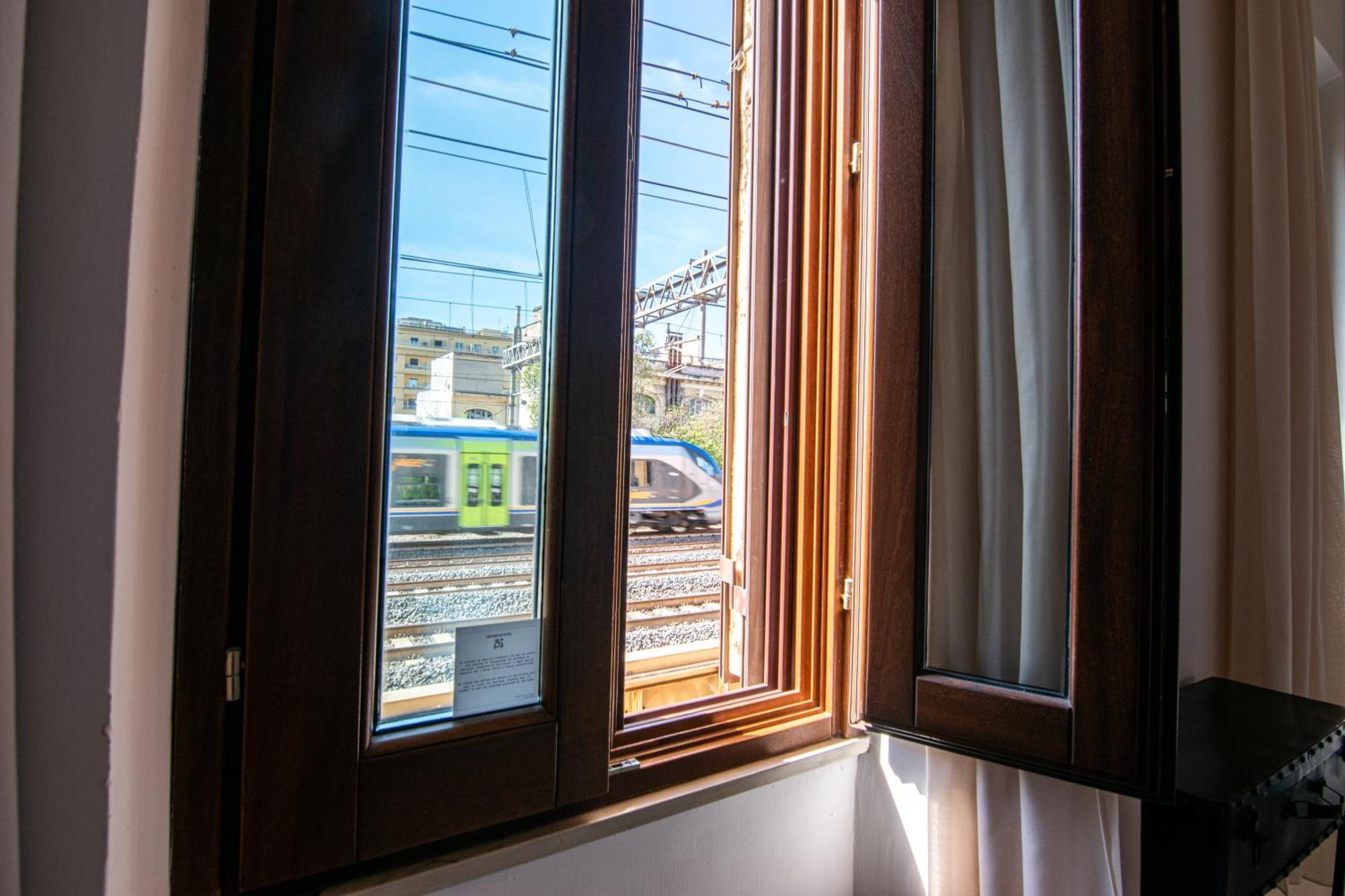 Crossroad Hotel Rome