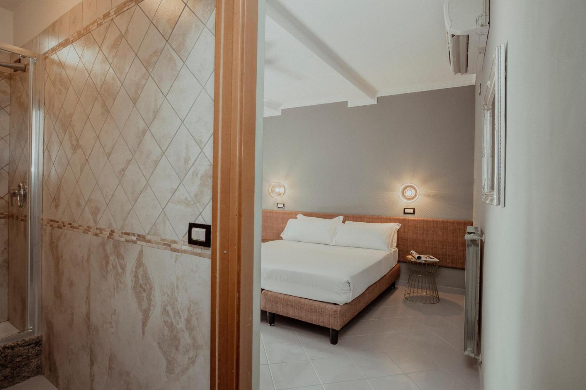 Marisa Hotel Rome