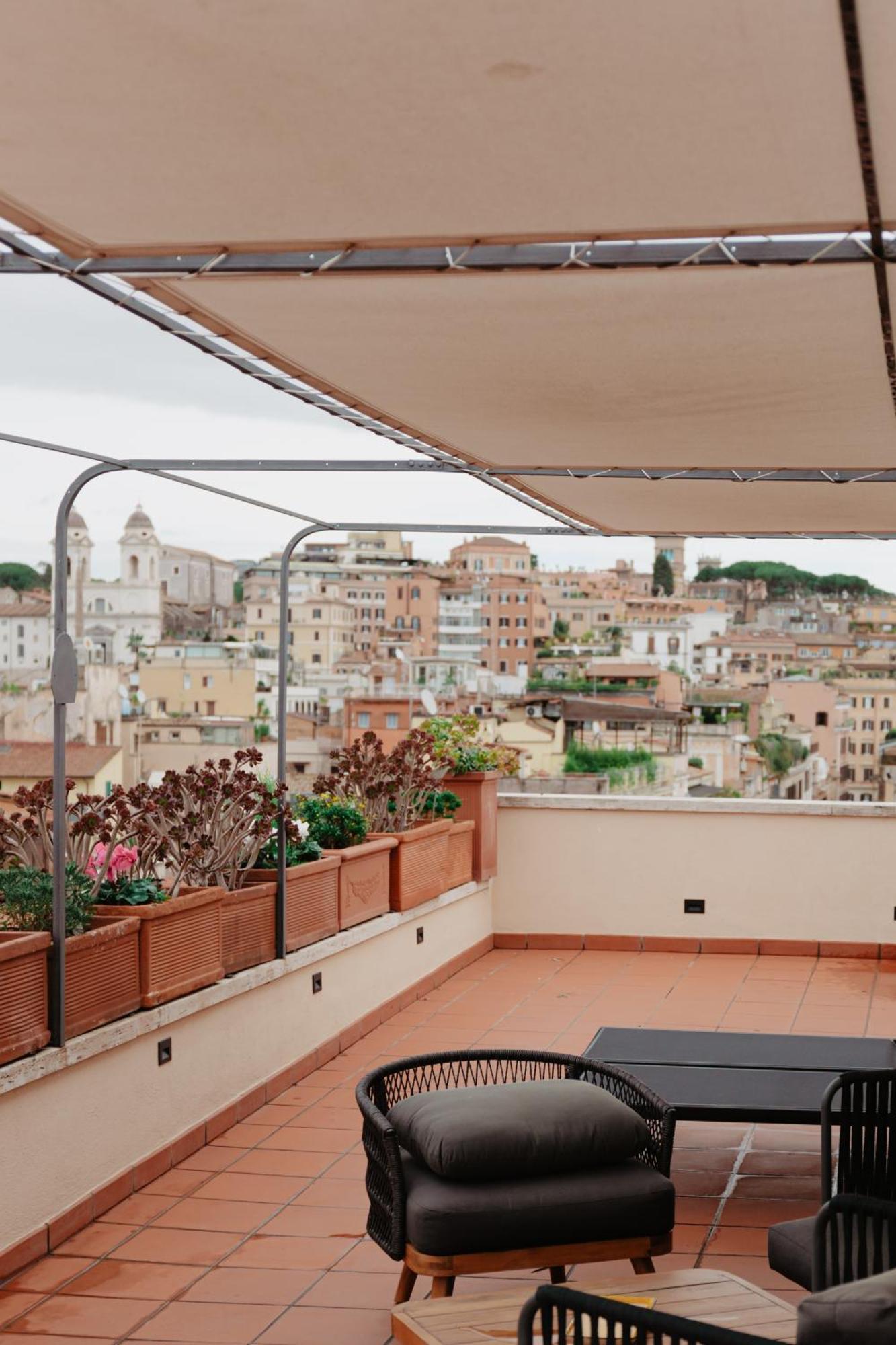Migliori Collection Loft Roof Apartment *
