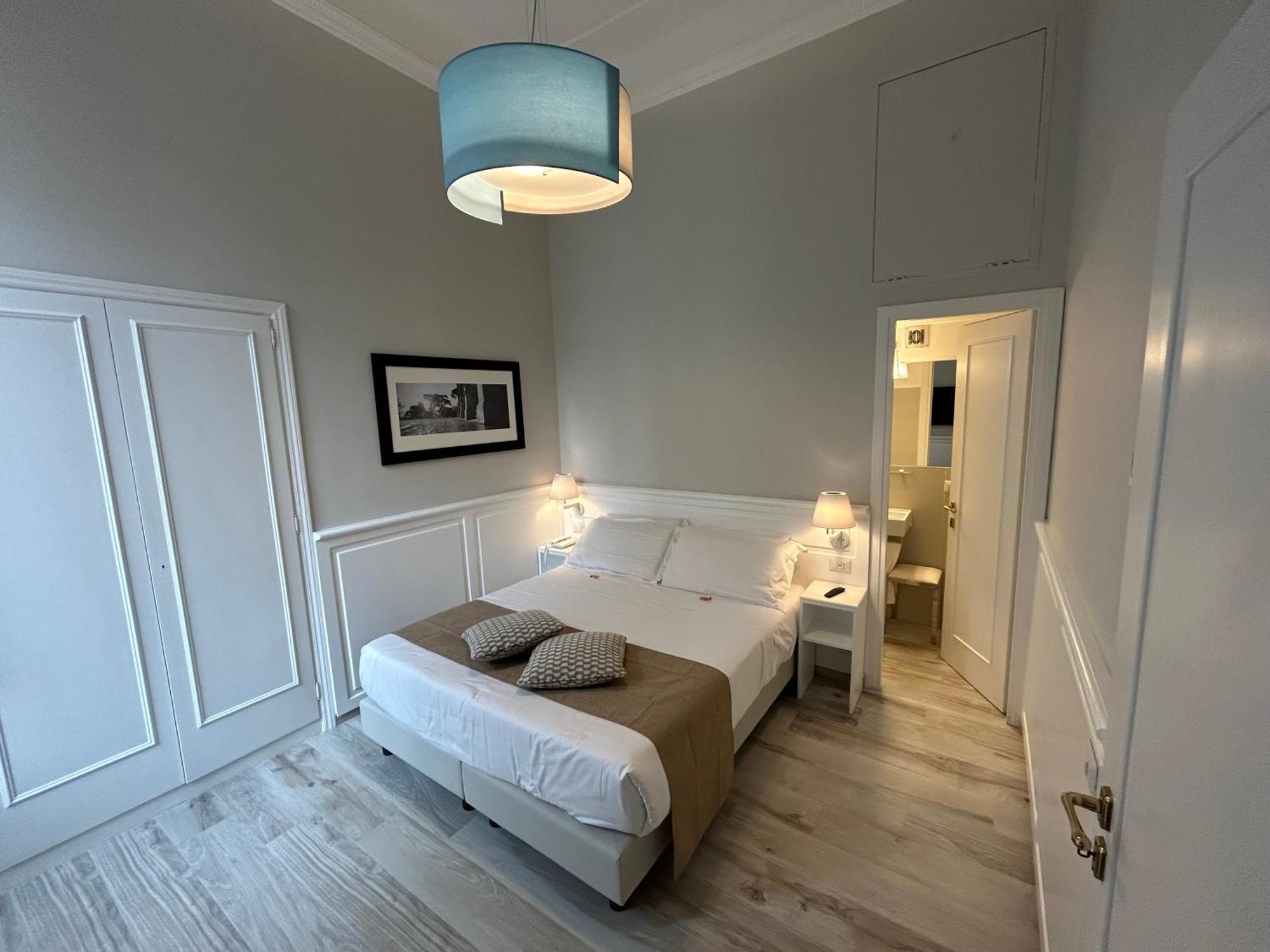 Couette-café Aenea 3*