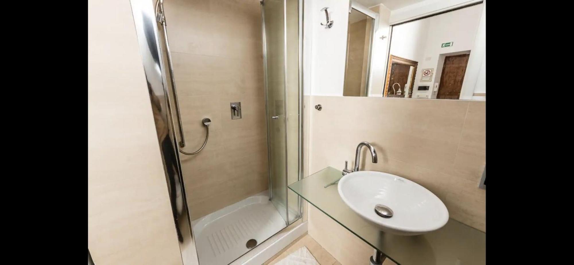 Guest house Esquiline 3*