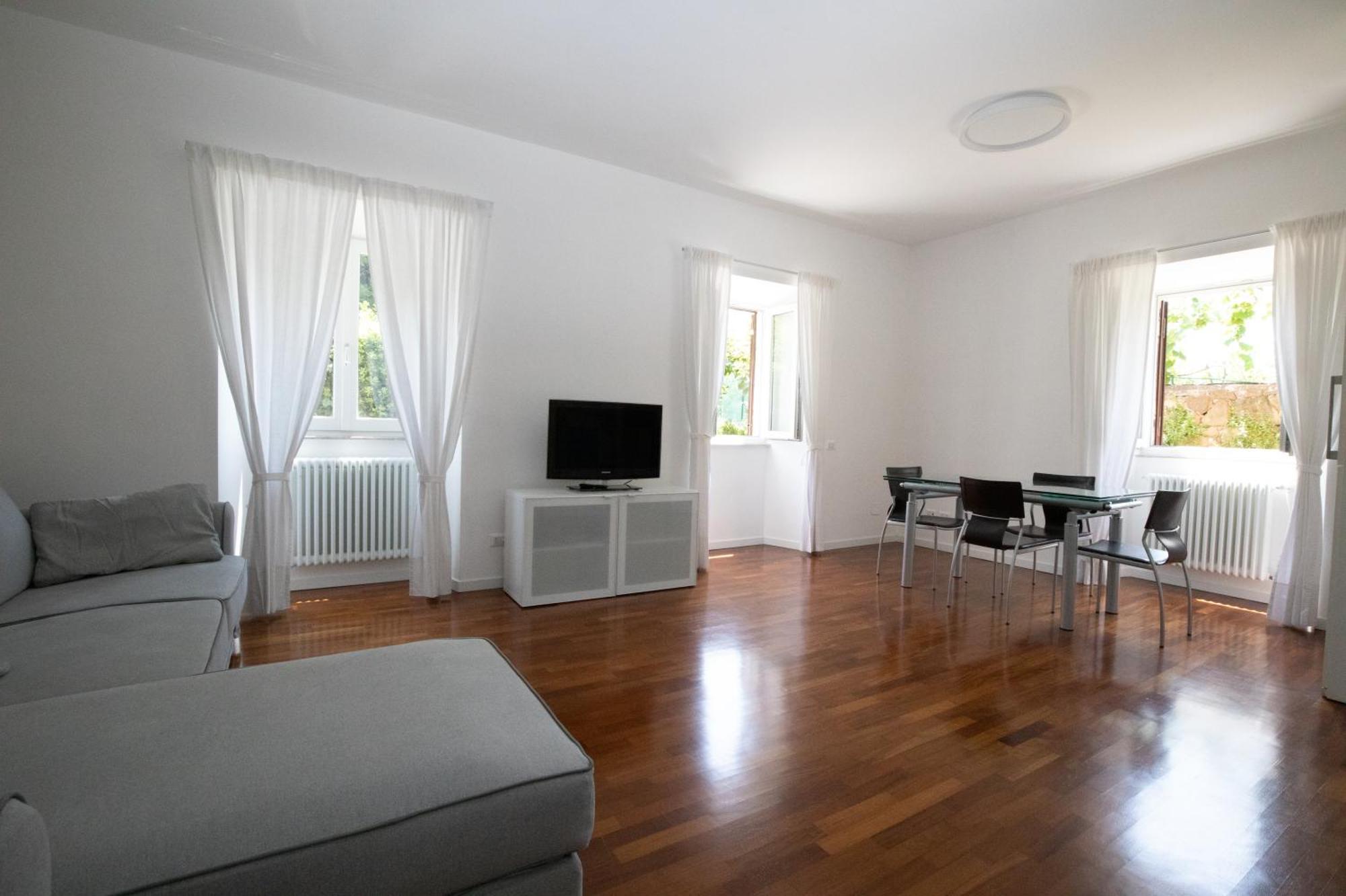 Domus Cordara - Splendido Nel Apartment *