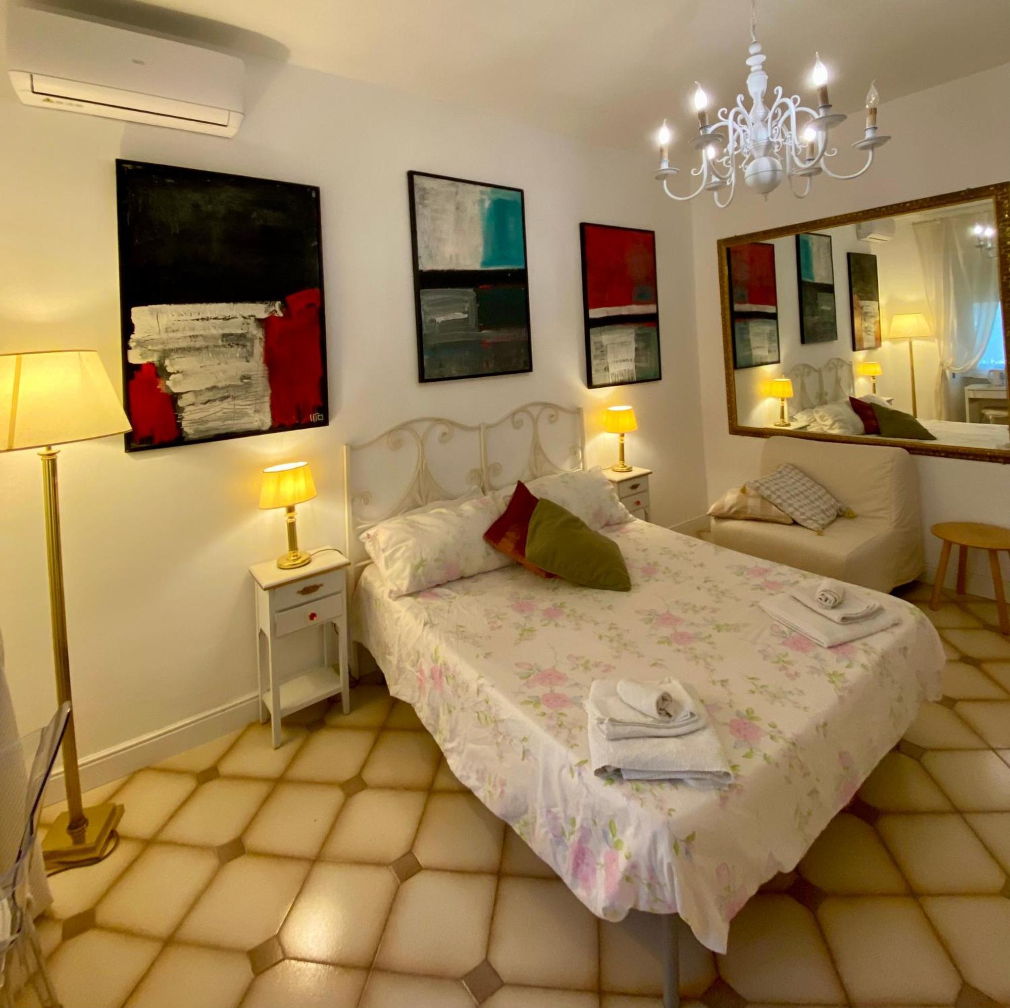 Alcova Romana Apartment *