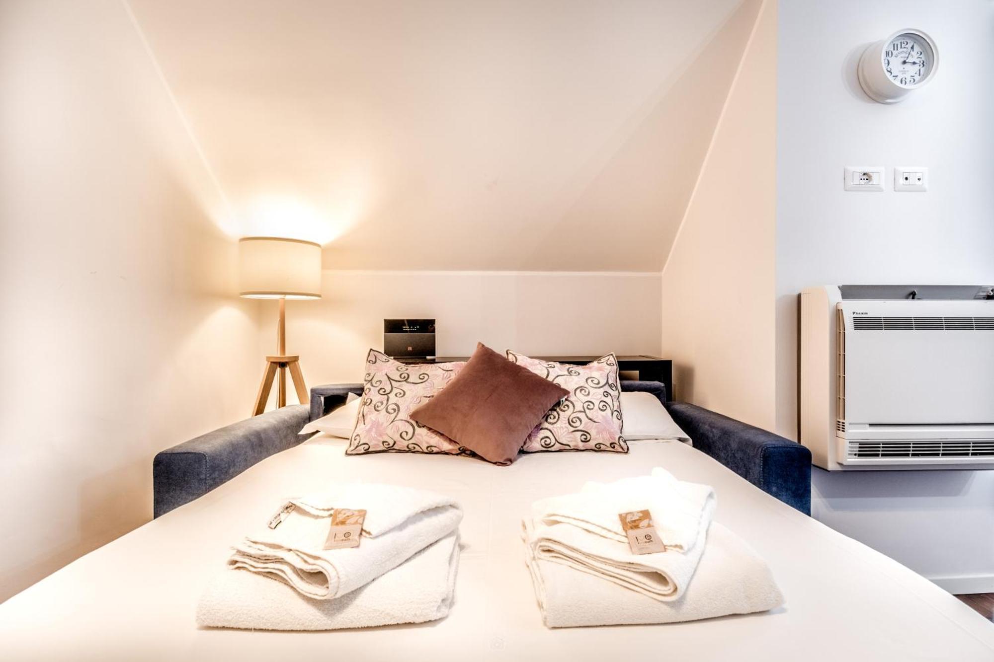 Bbhome Penthouse Bright And Elegant Metro Conca D'oro Roma