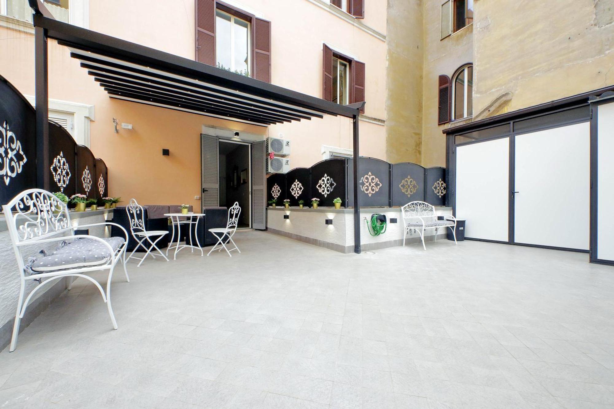 Roman Holiday Suites * Roma