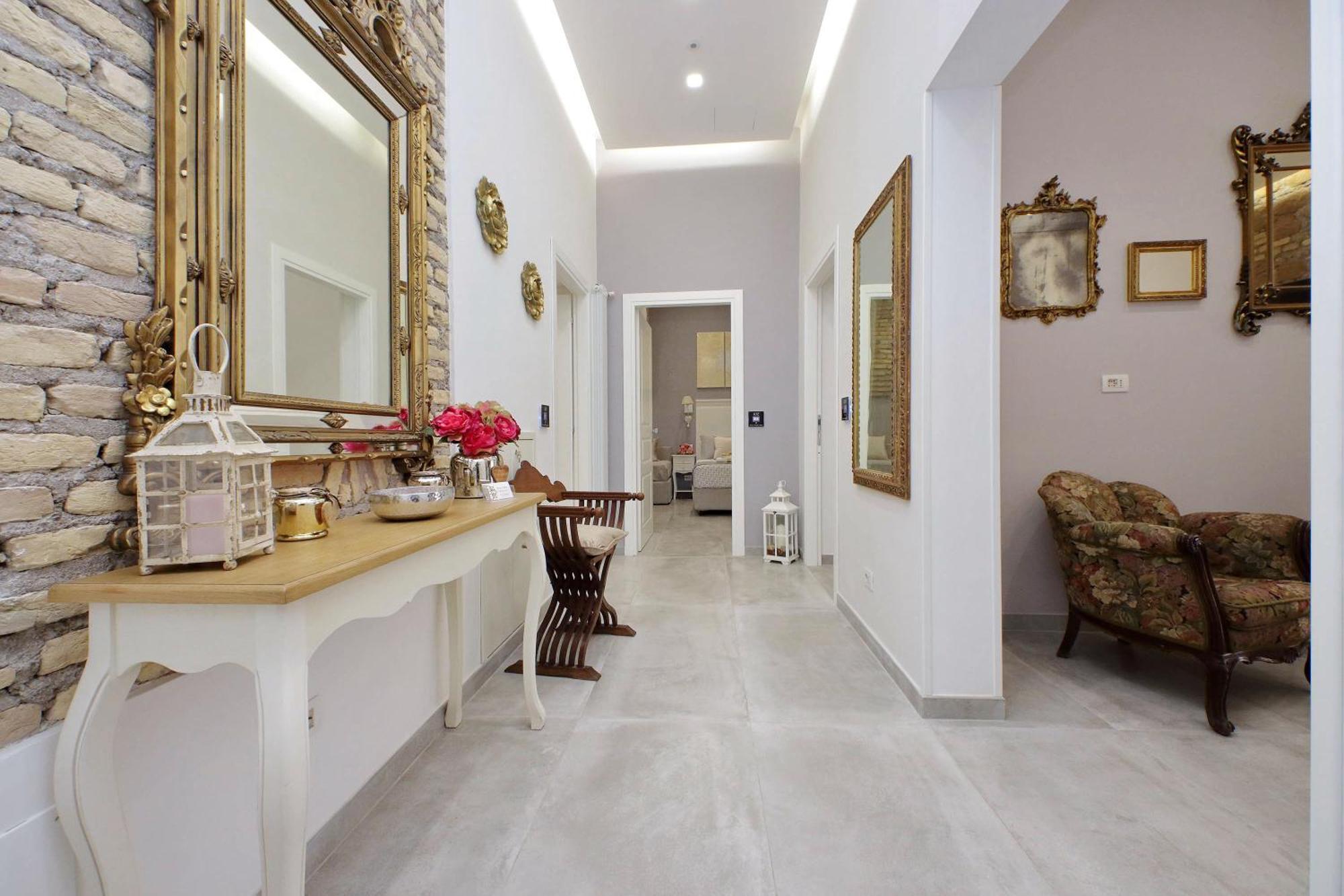 Roman Holiday Suites * Roma
