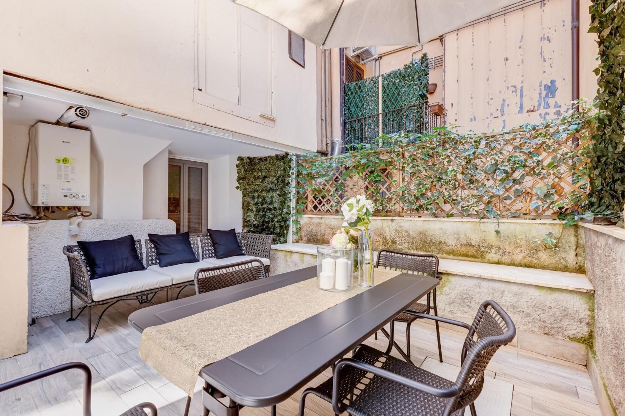 Bdc - The Secret Garden In Trevi Apartamento *