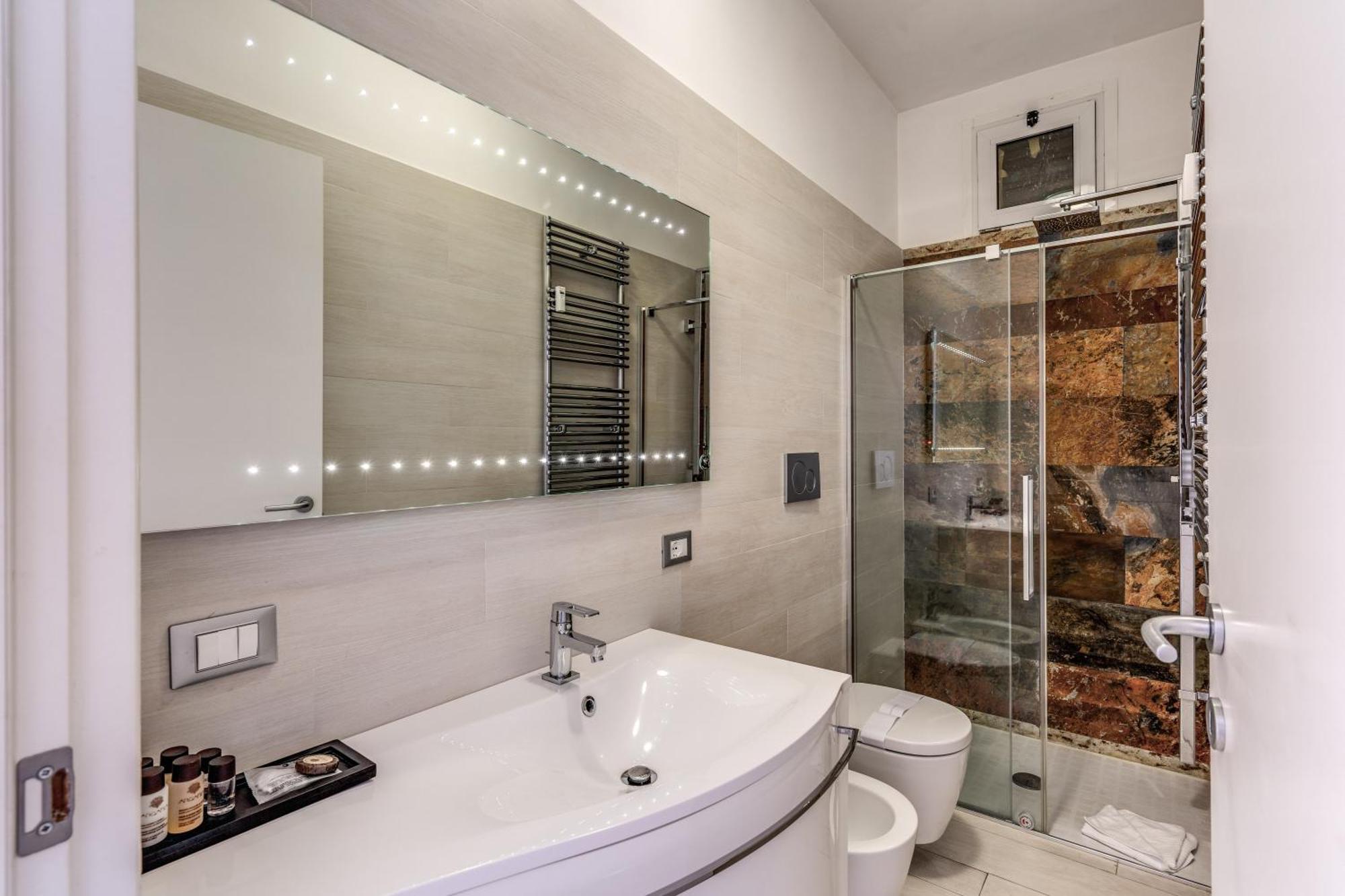 The Roof Luxury Penthouse Corso