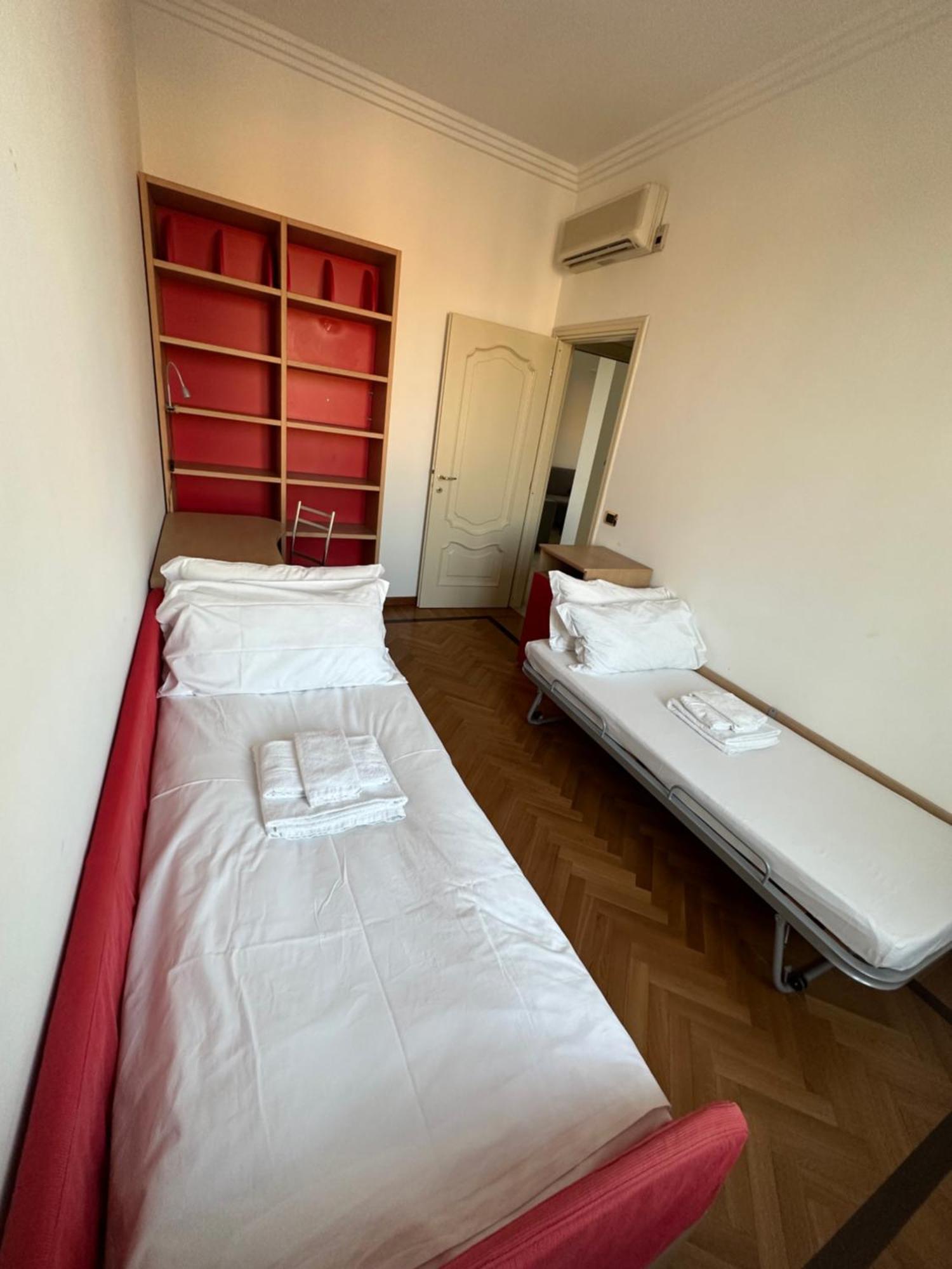 Crispi 2enty At Spanish Steps Apartment Rome