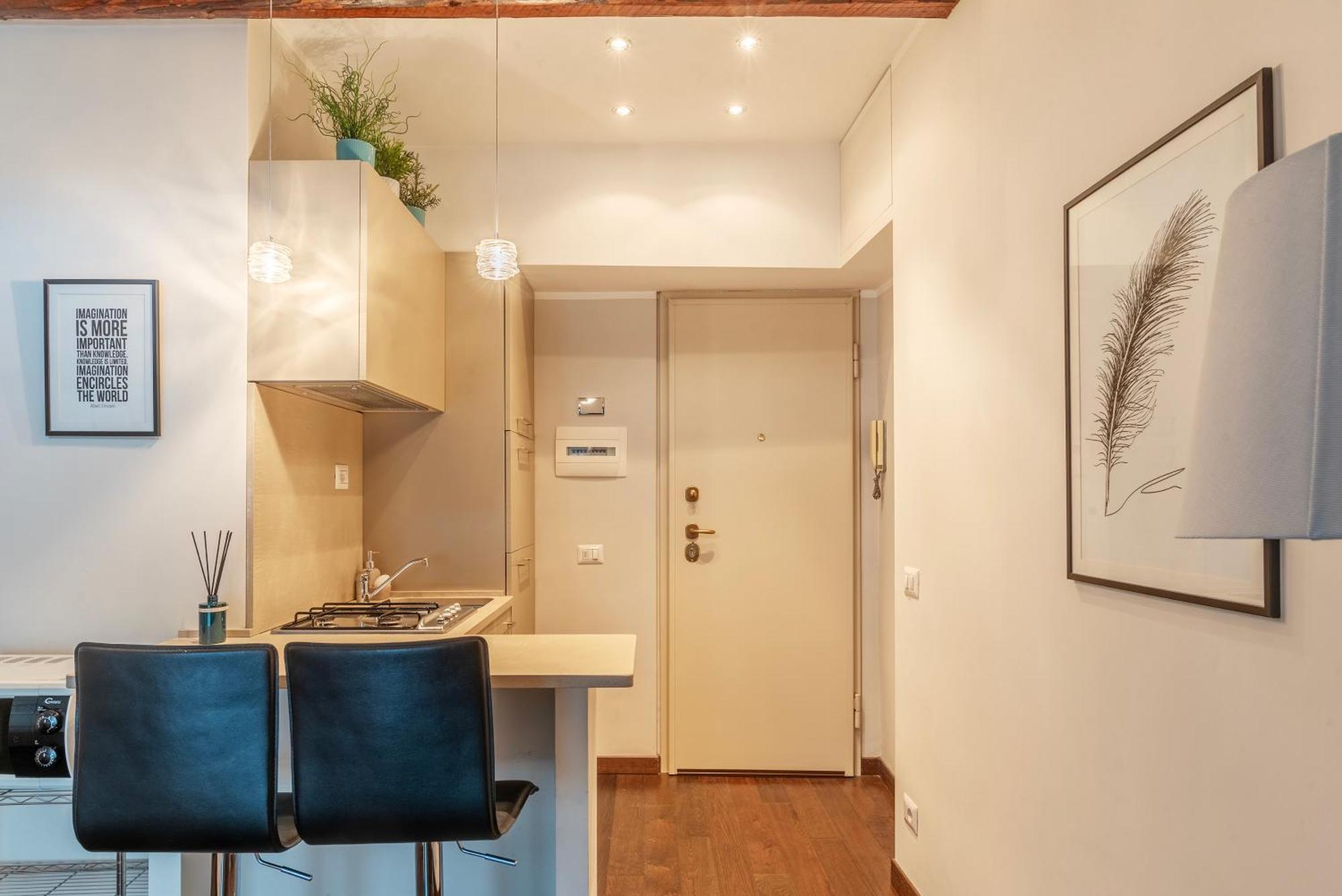 Apartment Ad Un Passo Da Piazza Di Pietra - Mini House Rome