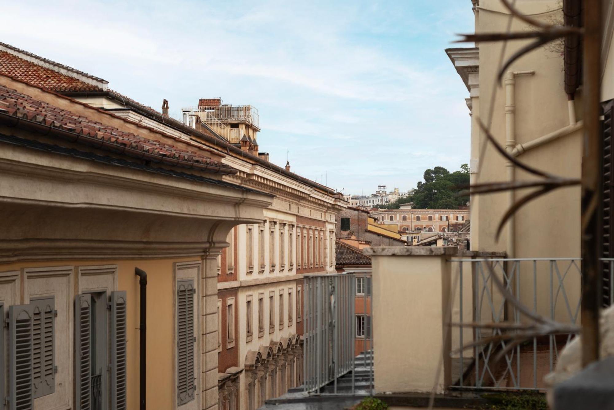 Ad Un Passo Da Piazza Di Pietra - Mini House Apartment Rome