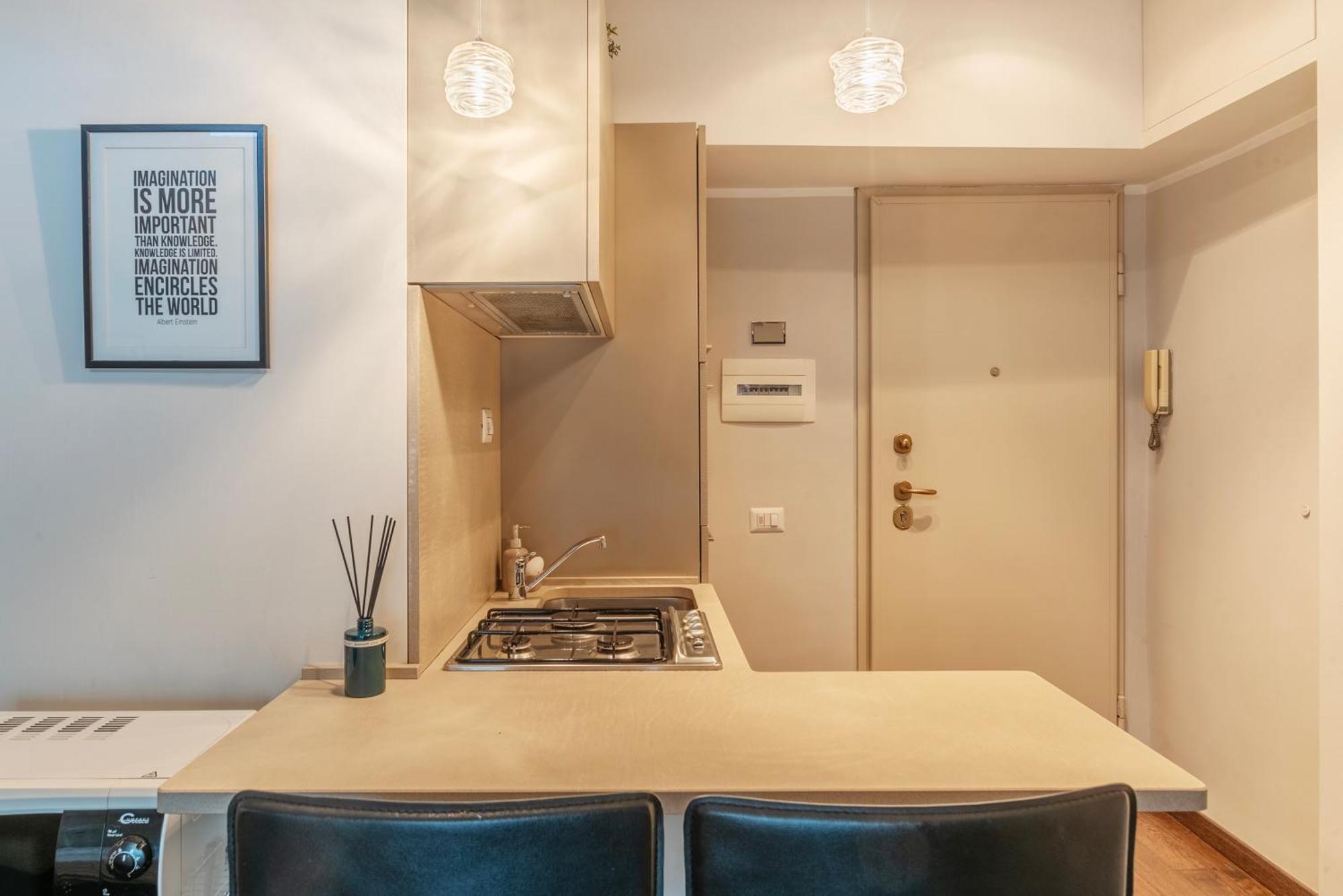 Ad Un Passo Da Piazza Di Pietra - Mini House Apartment Rome