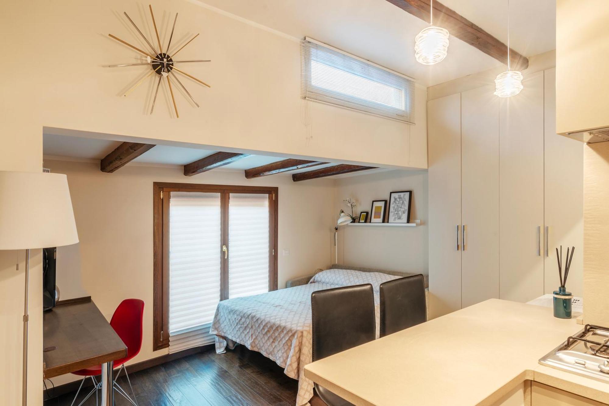 Ad Un Passo Da Piazza Di Pietra - Mini House * Rome