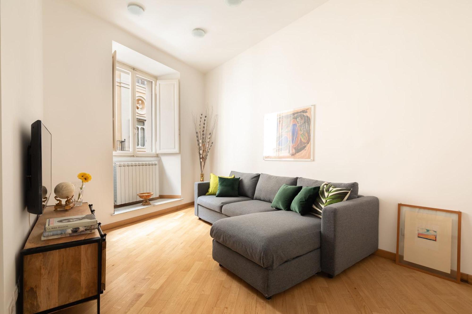 Apartment Spanish Steps Stylish