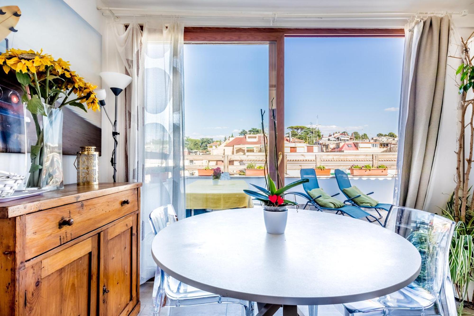 Apartment Attico Trilocale In Zona Farnesina Rome