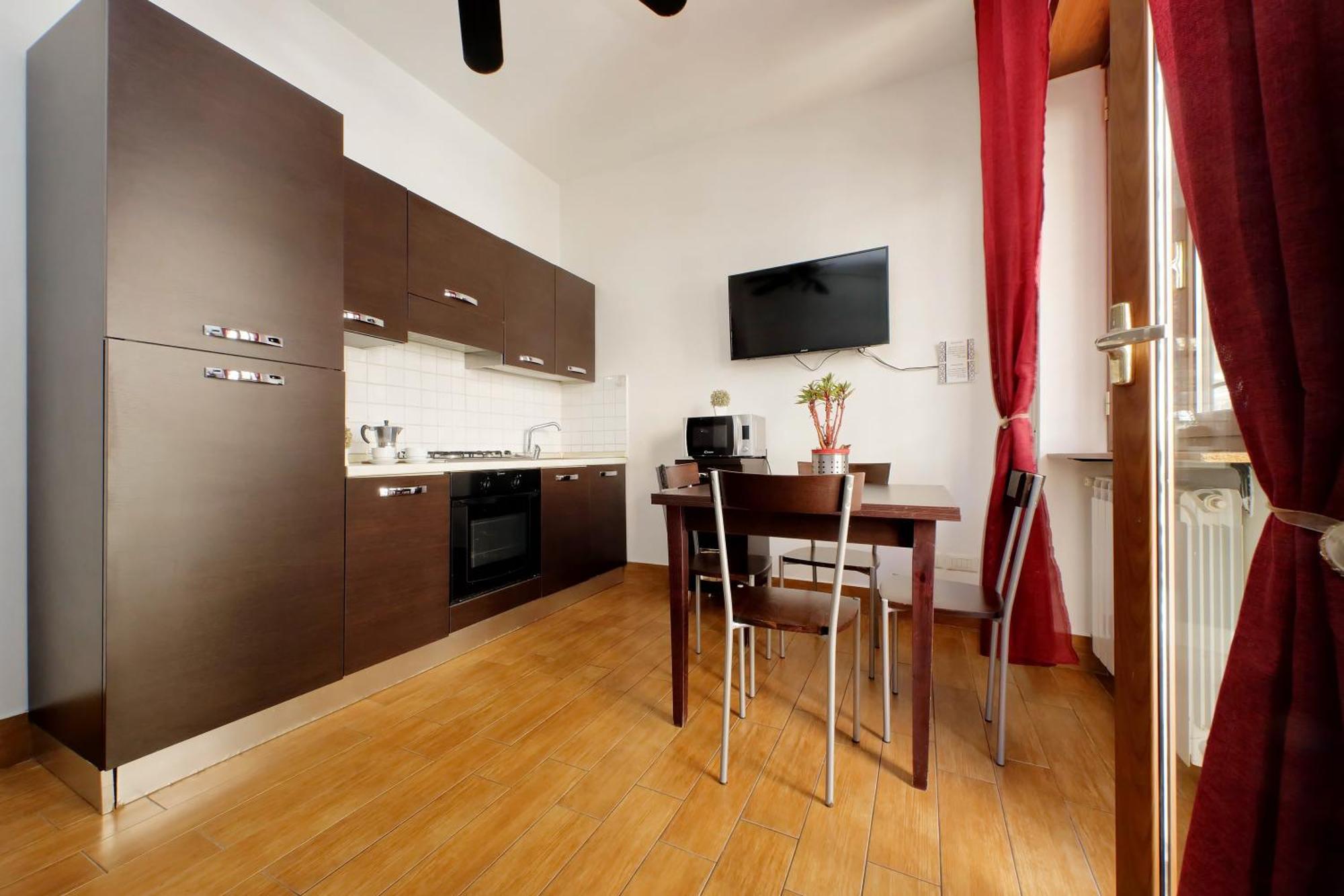 Vatican Flat Cozy With Private Court Appartement *