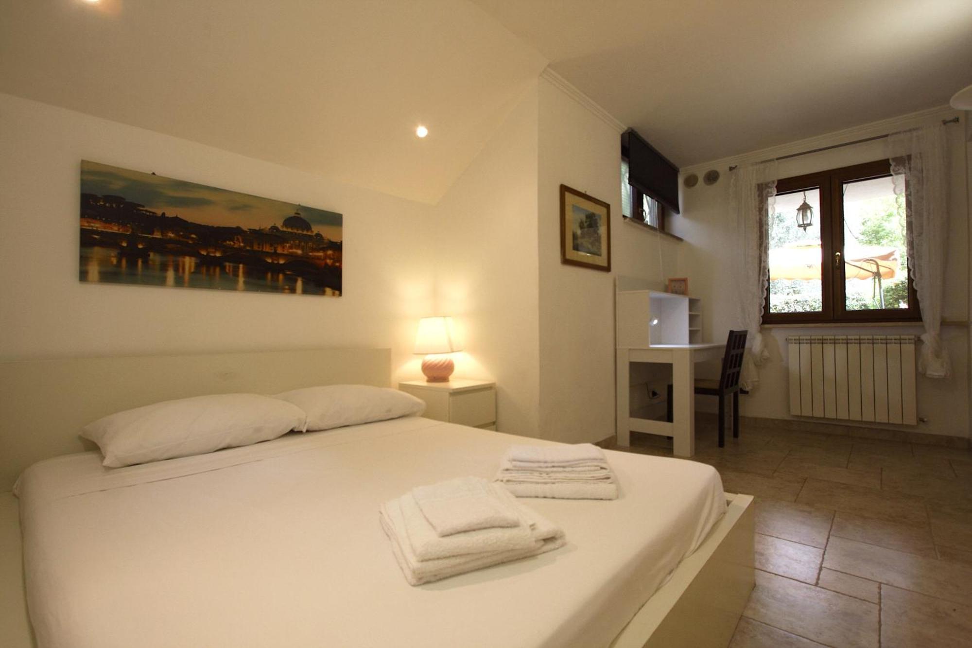 Appia Antica 2br With Swimming Pool Apartment Rome