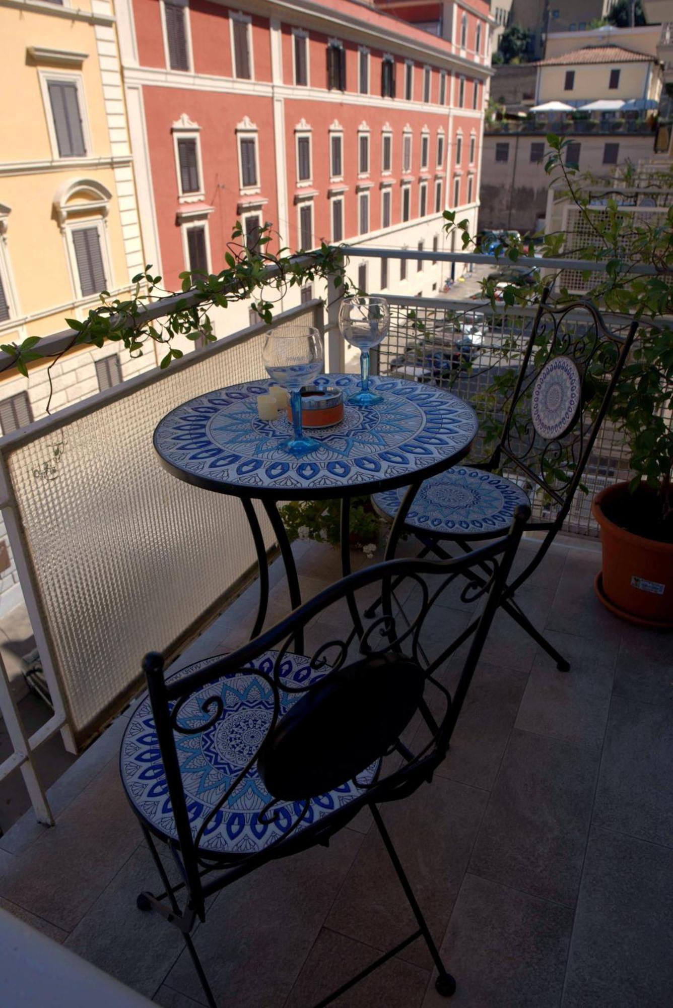 Candia Vatican Suites 2*