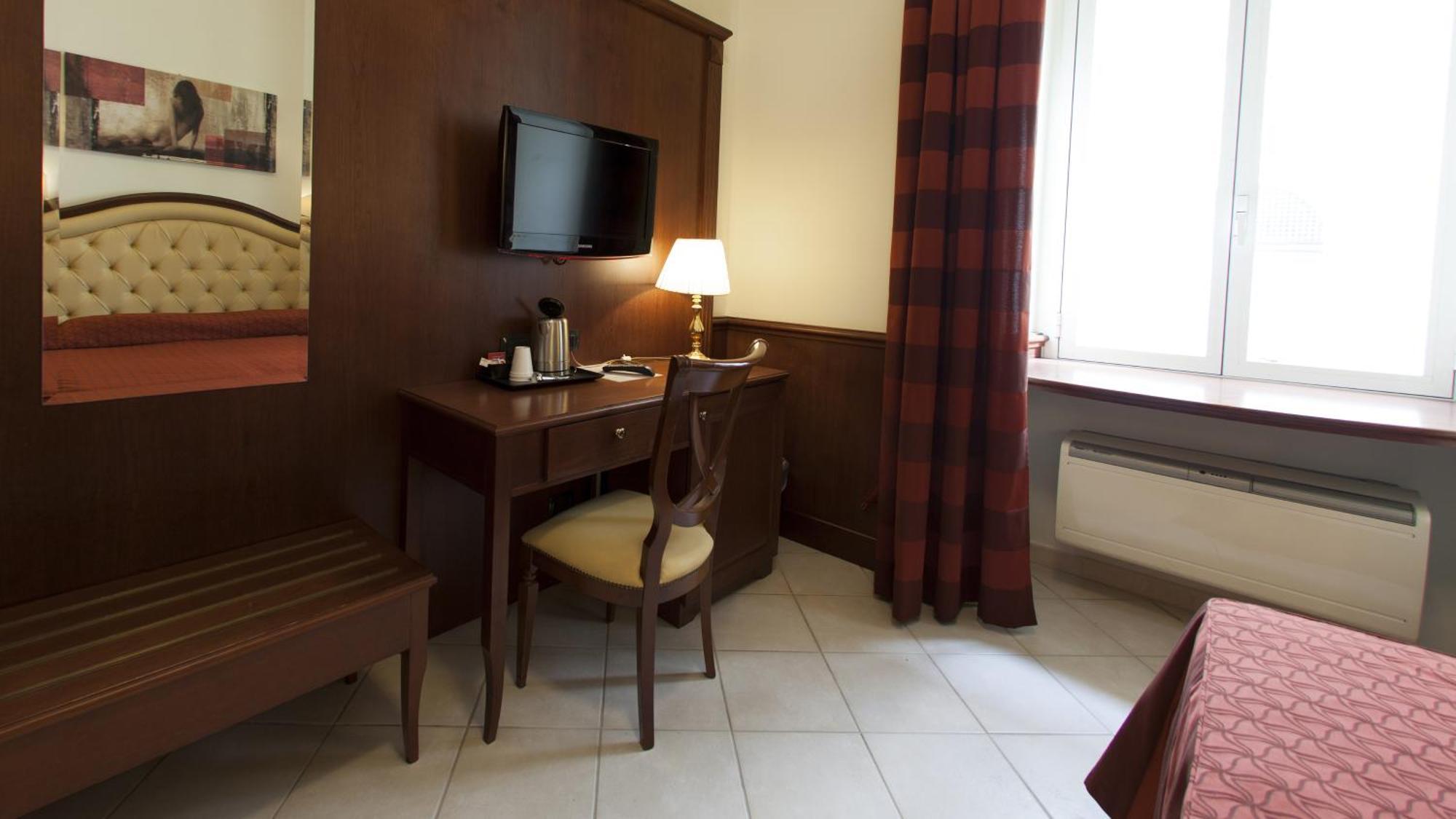 Domus Augusta 3* Rome
