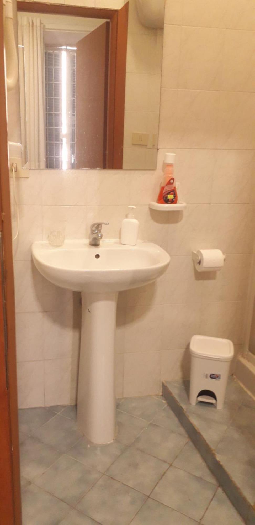 Interno 3 *