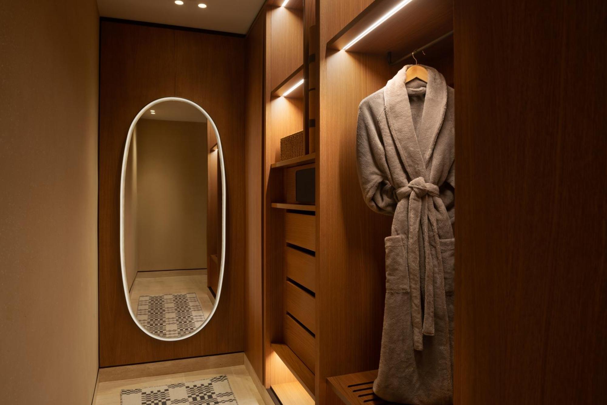 Six Senses 5*