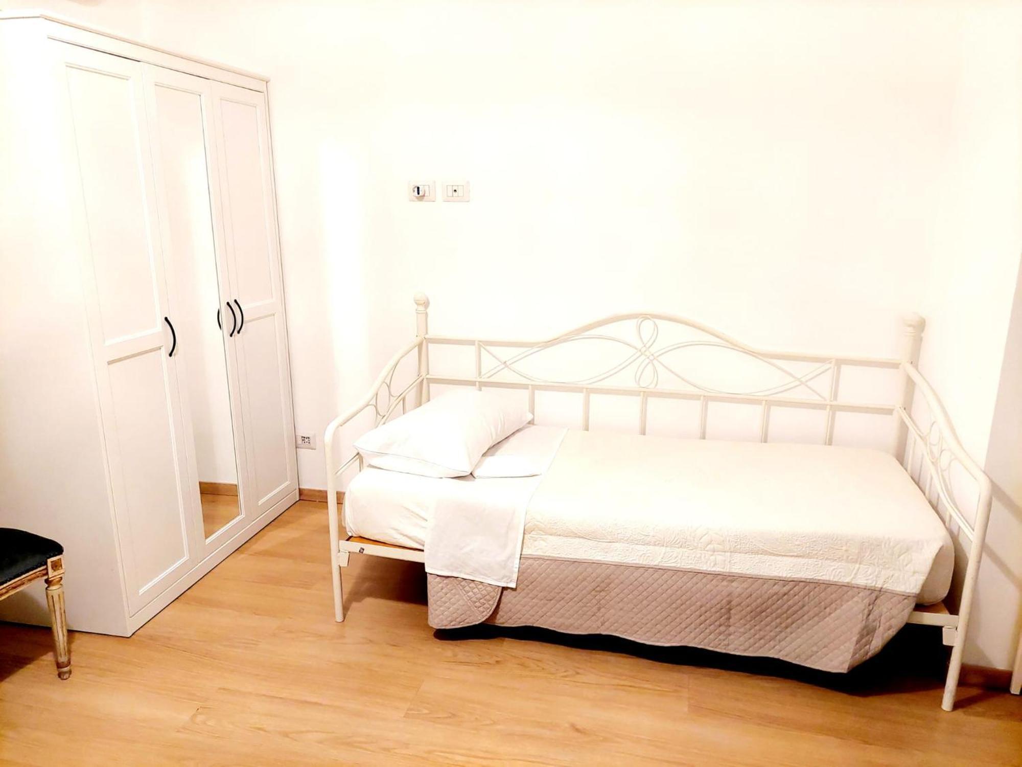 Vanity - 4 Bedrooms With 4 Bathrooms - Ac & Wifi * Rome